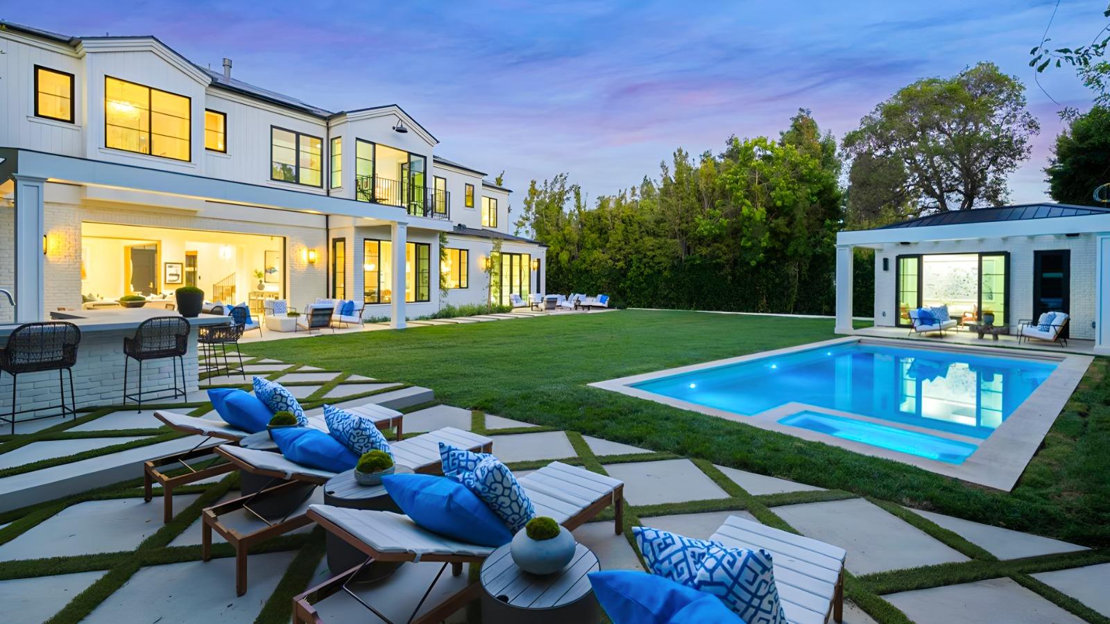 Why International Exposure Sells Luxury Homes