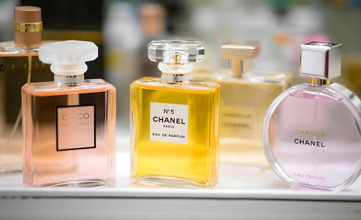 The Art of Luxury Perfume