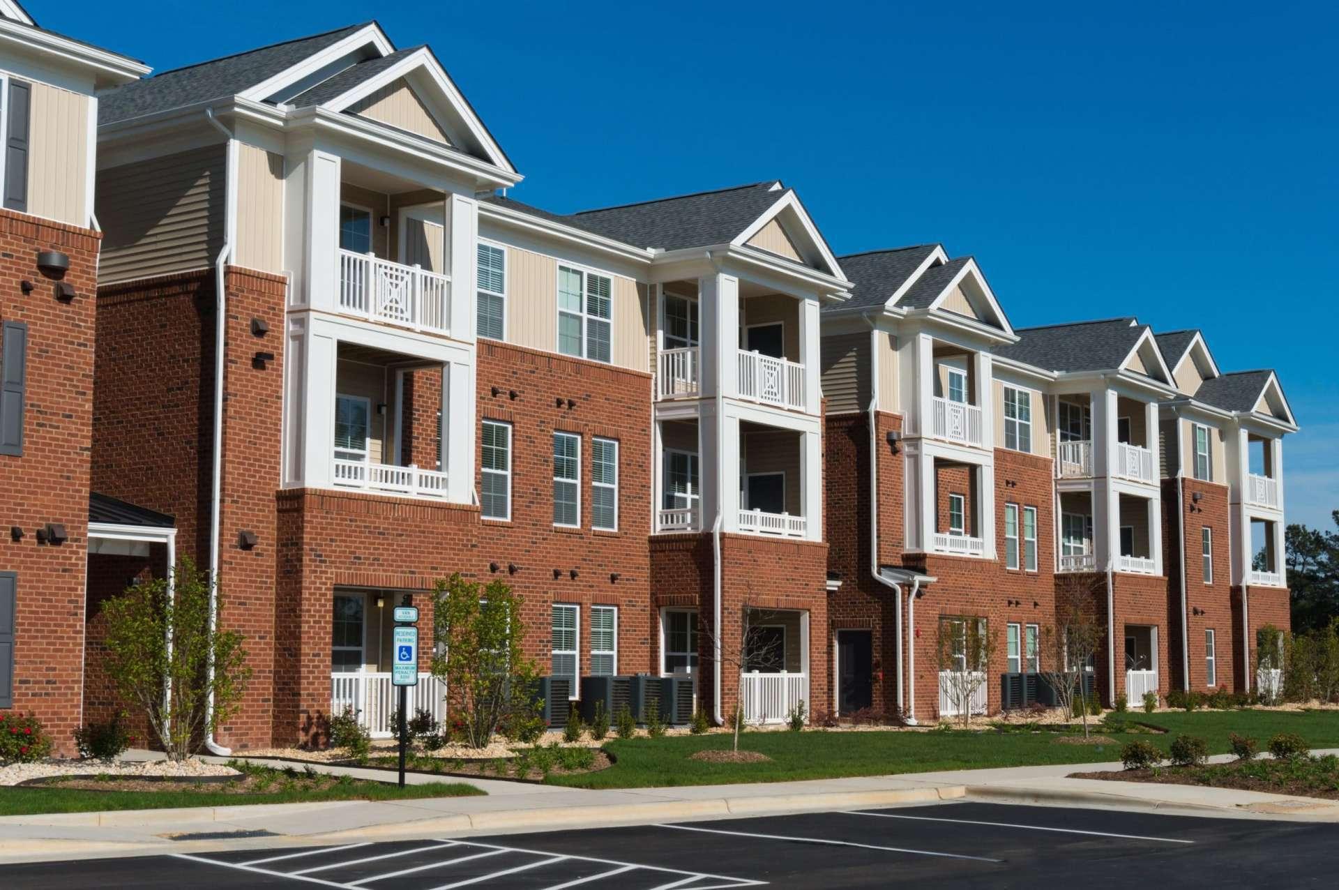 Key Metrics Investors Use to Underwrite Apartment Buildings (2025-2026)
