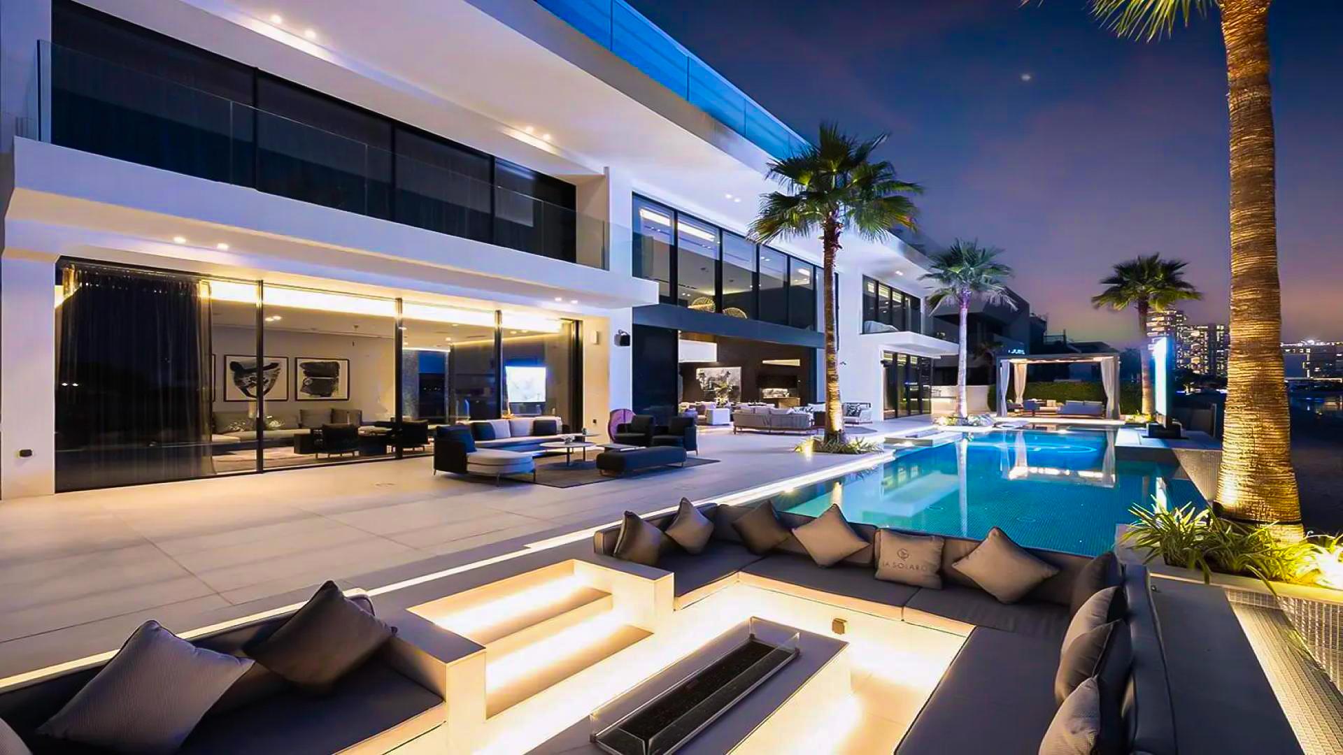 A Safe haven for Global Capital