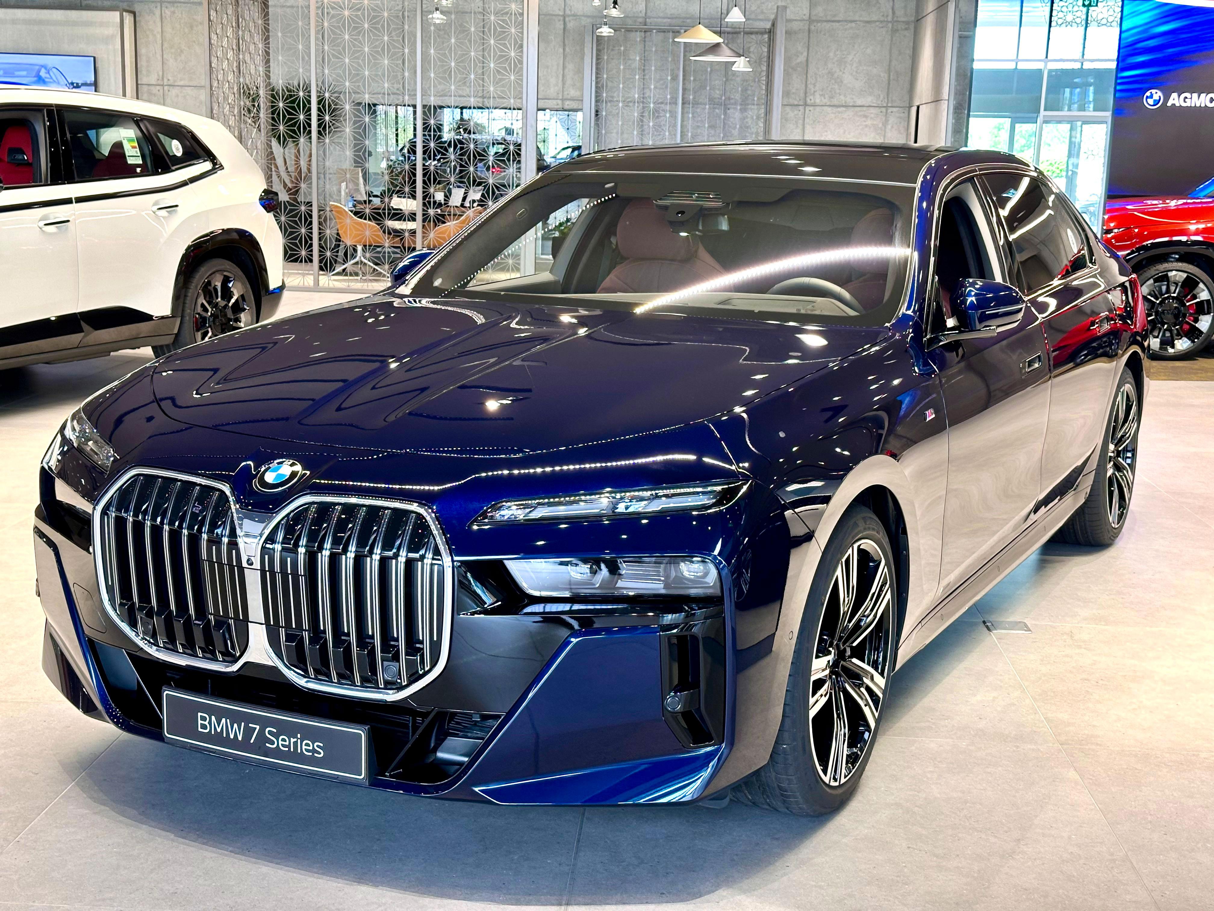 The New BMW 7 Series: Redefining Luxury and Performance