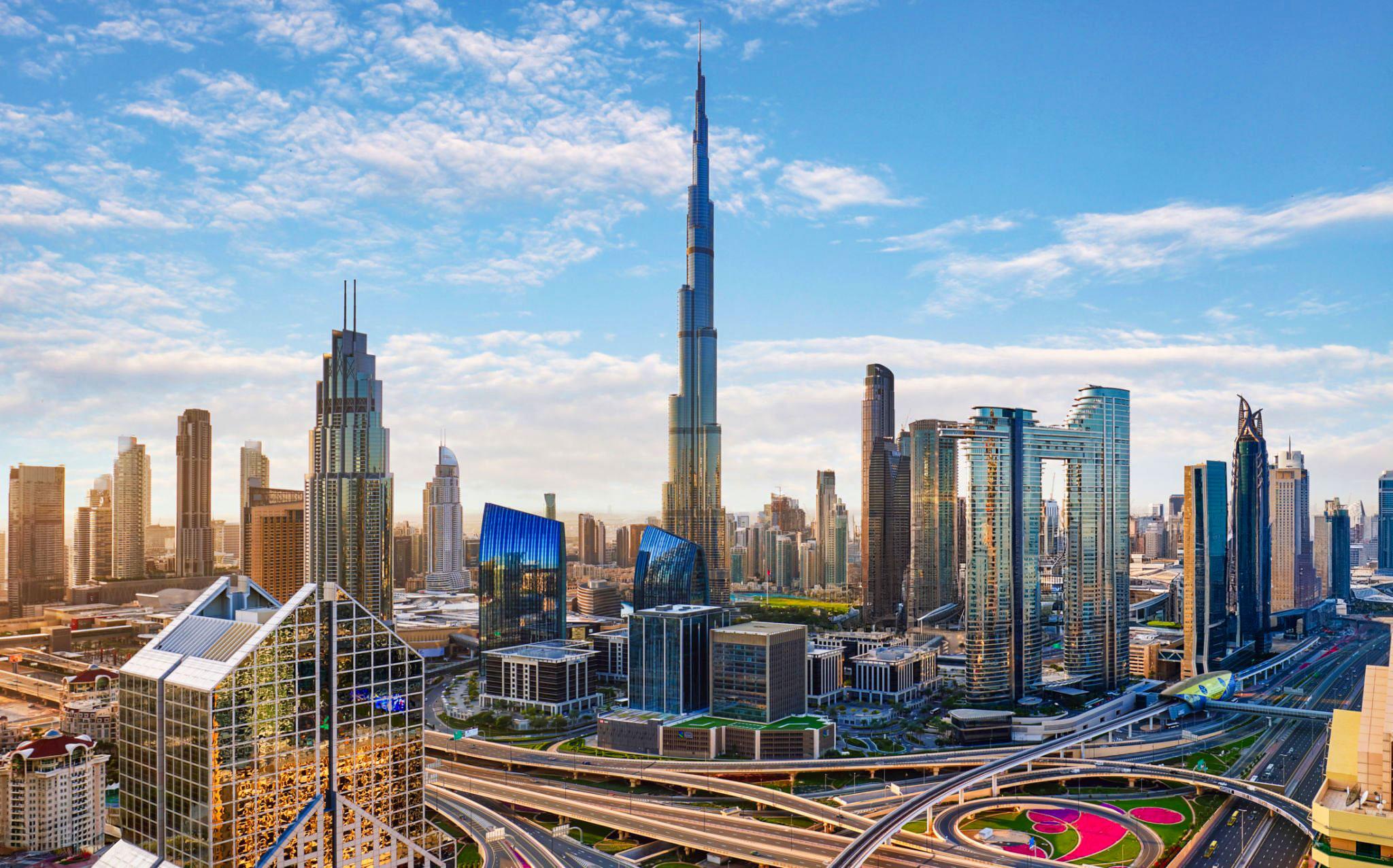 Tallest Skyscrapers: Record Heights, Real Homes
