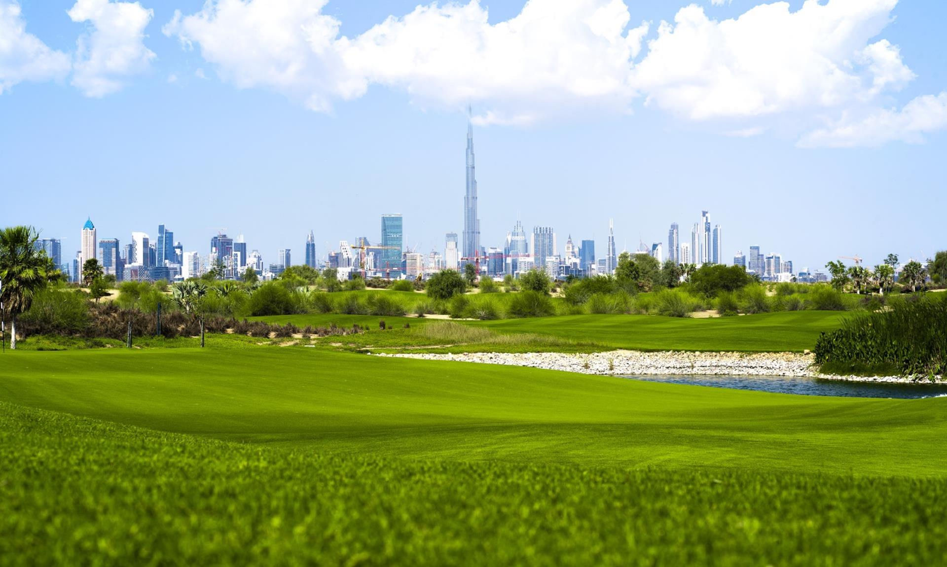 Enjoying the Full Golf Club Experience in Dubai