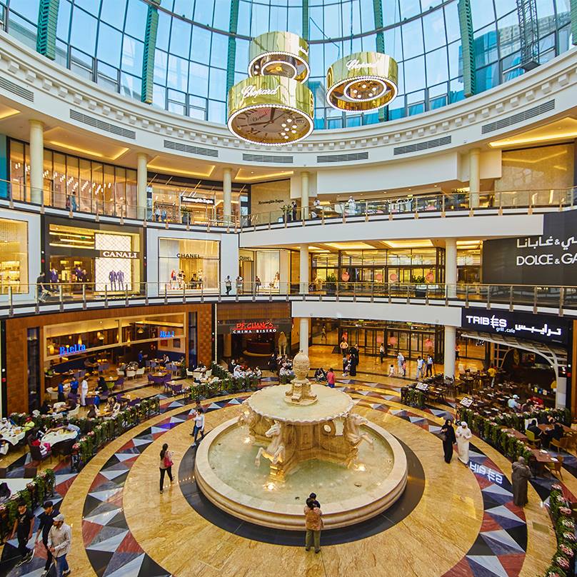 Mall of The Emirates  Dubai Luxury Shopping Collection