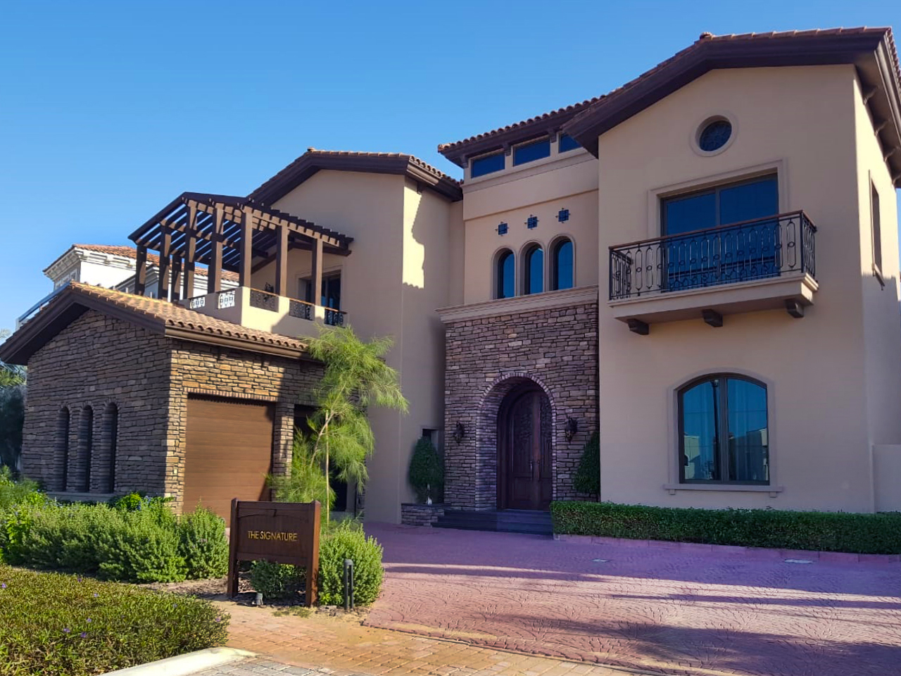 Jumeirah Golf Estates Community