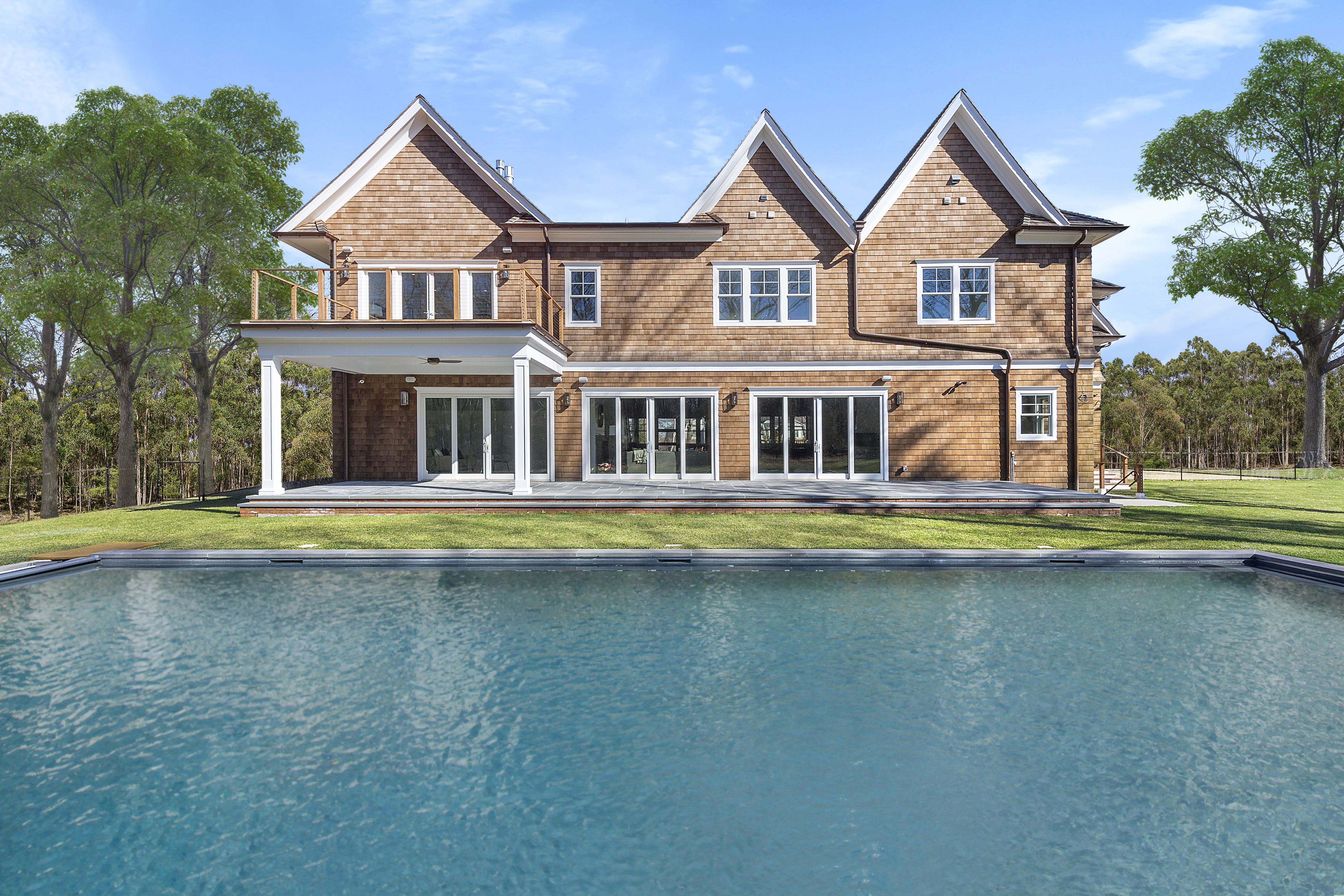 Most Expensive House in The Hamptons For A Christmas Filled with Warmth