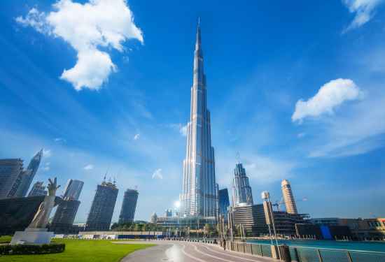 Navigating the Dubai Dream: Finding Your Perfect Home with the Right Real Estate Agent