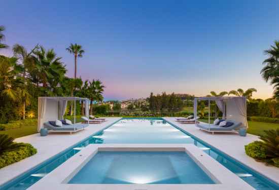 Advertise: LuxuryProperty.com