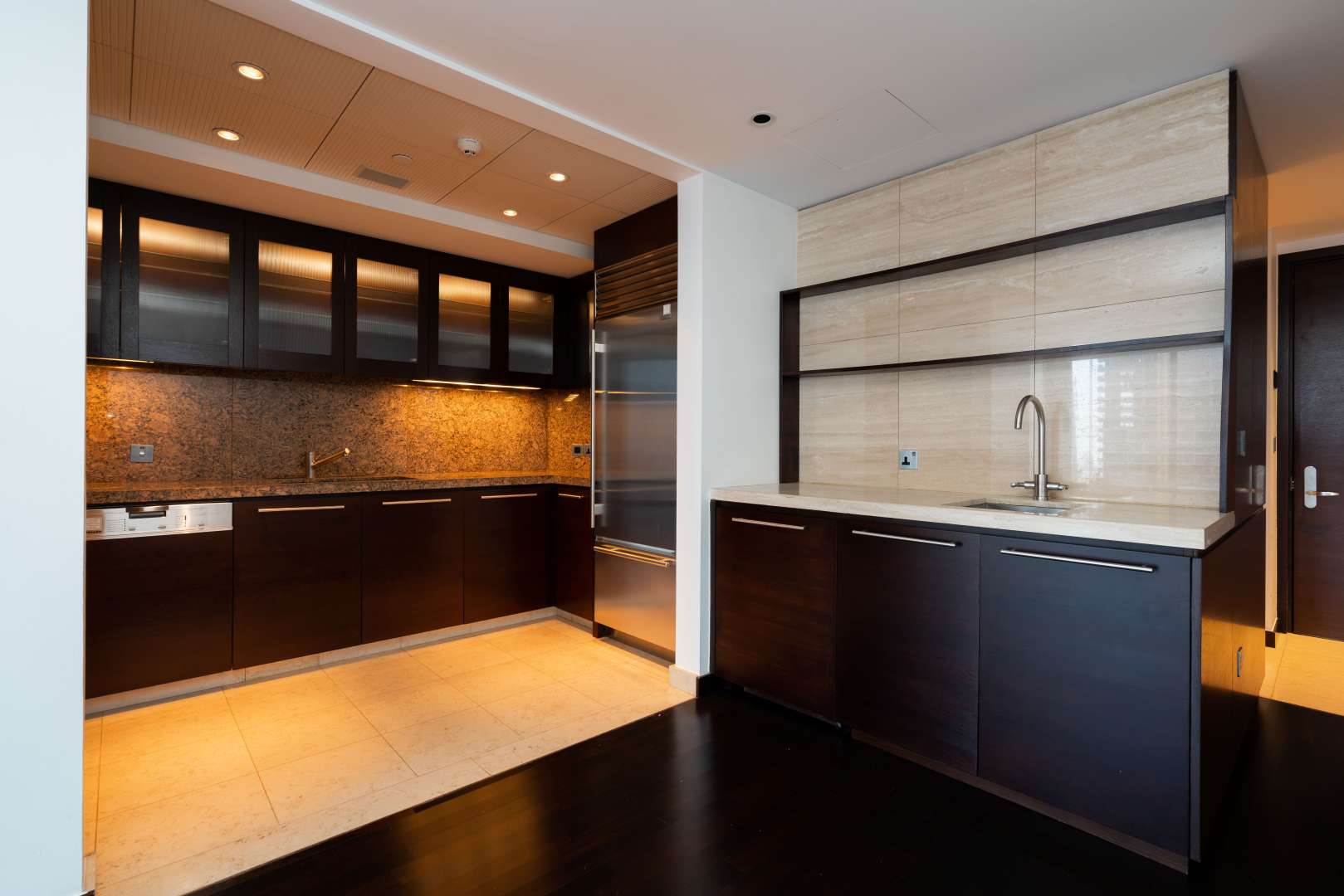 Modern kitchen in 1-bedroom apartment, Burj Khalifa, Downtown Dubai, available for rent