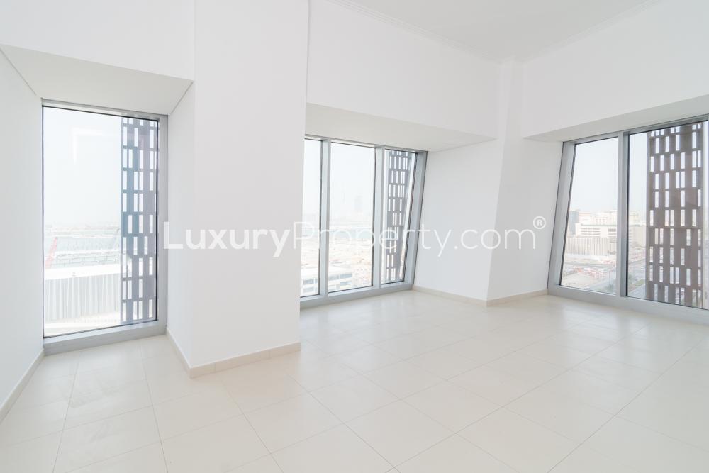 Luminous 1-bed apartment view, Cayan Tower, Dubai Marina, overlooking marina and skyscrapers