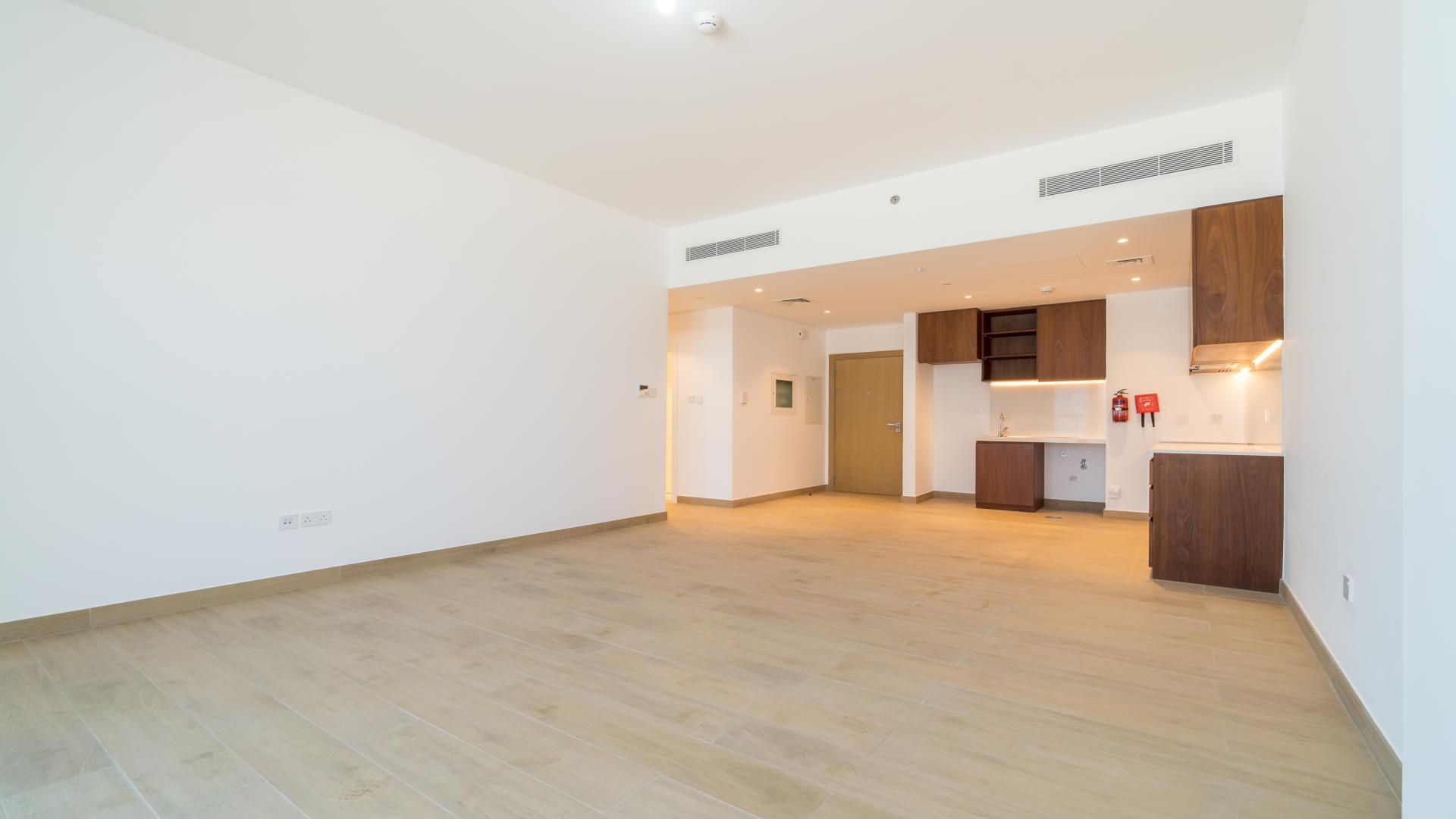 Brand new apartment interior with sea view, located in La Mer, Culture Village