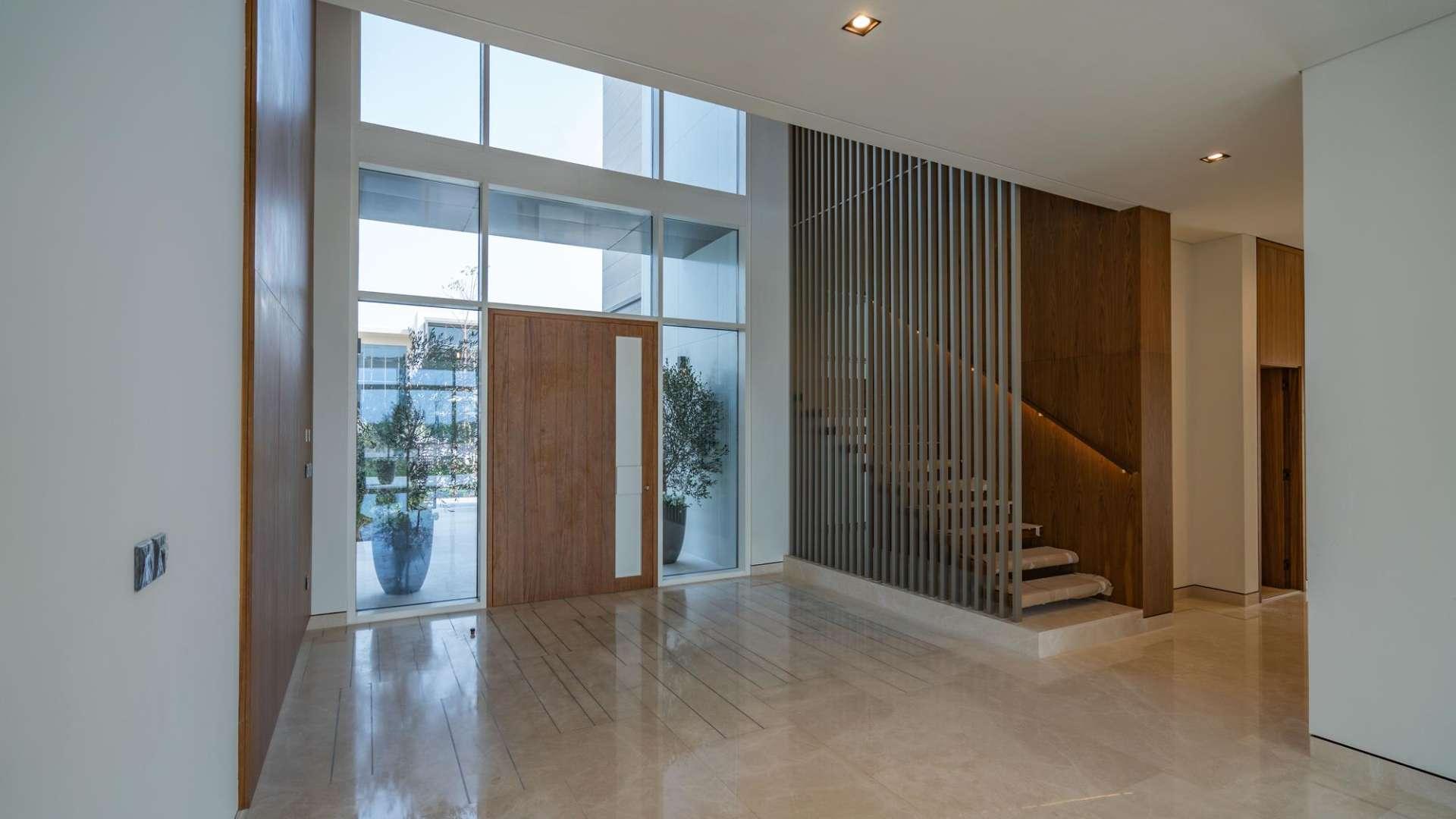 Elegant 4-bedroom villa exterior in Golf Place, Dubai Hills Estate, for rent