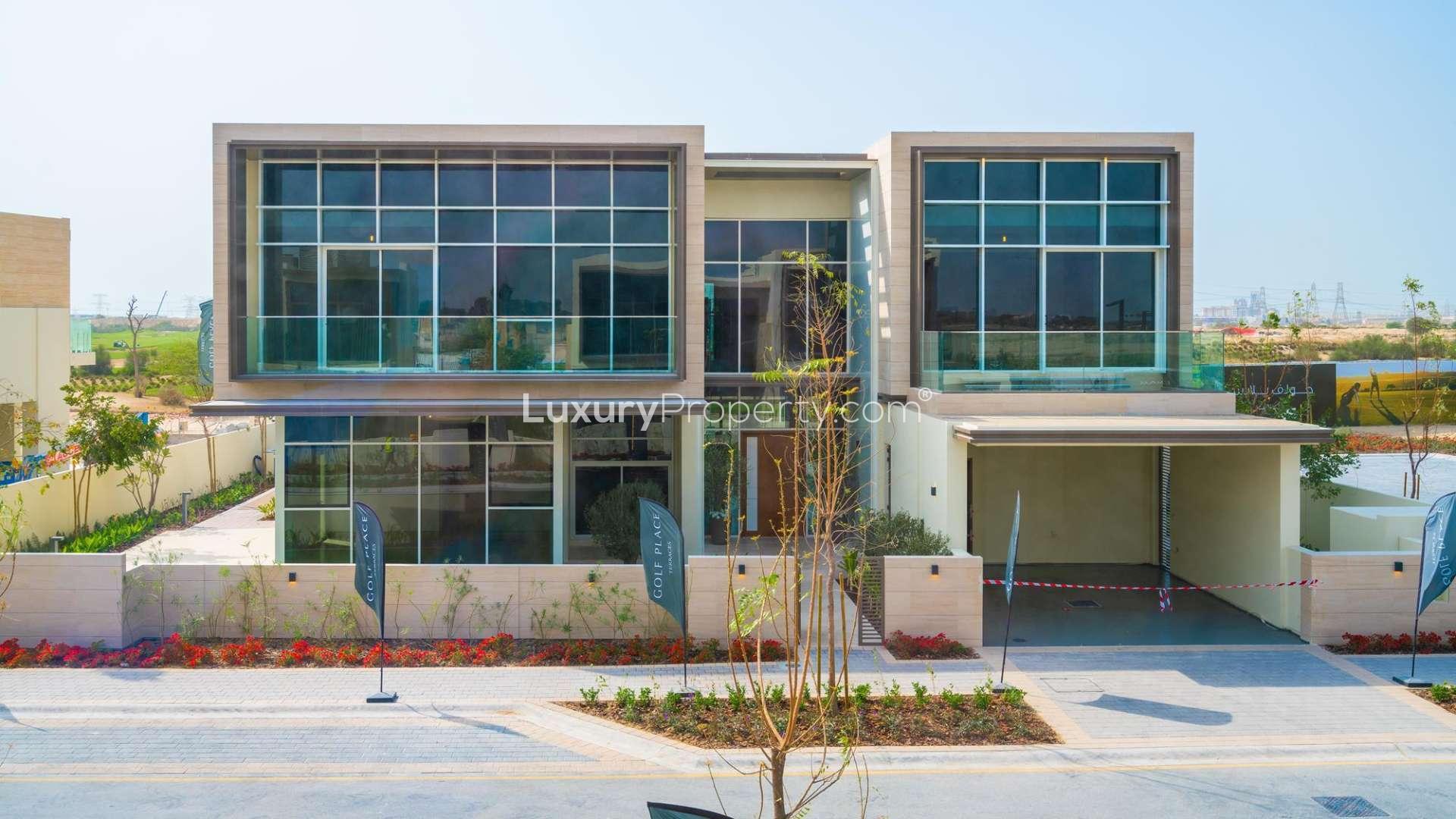 Elegant 4-bedroom villa with spacious patio and garden in Golf Place, Dubai Hills Estate