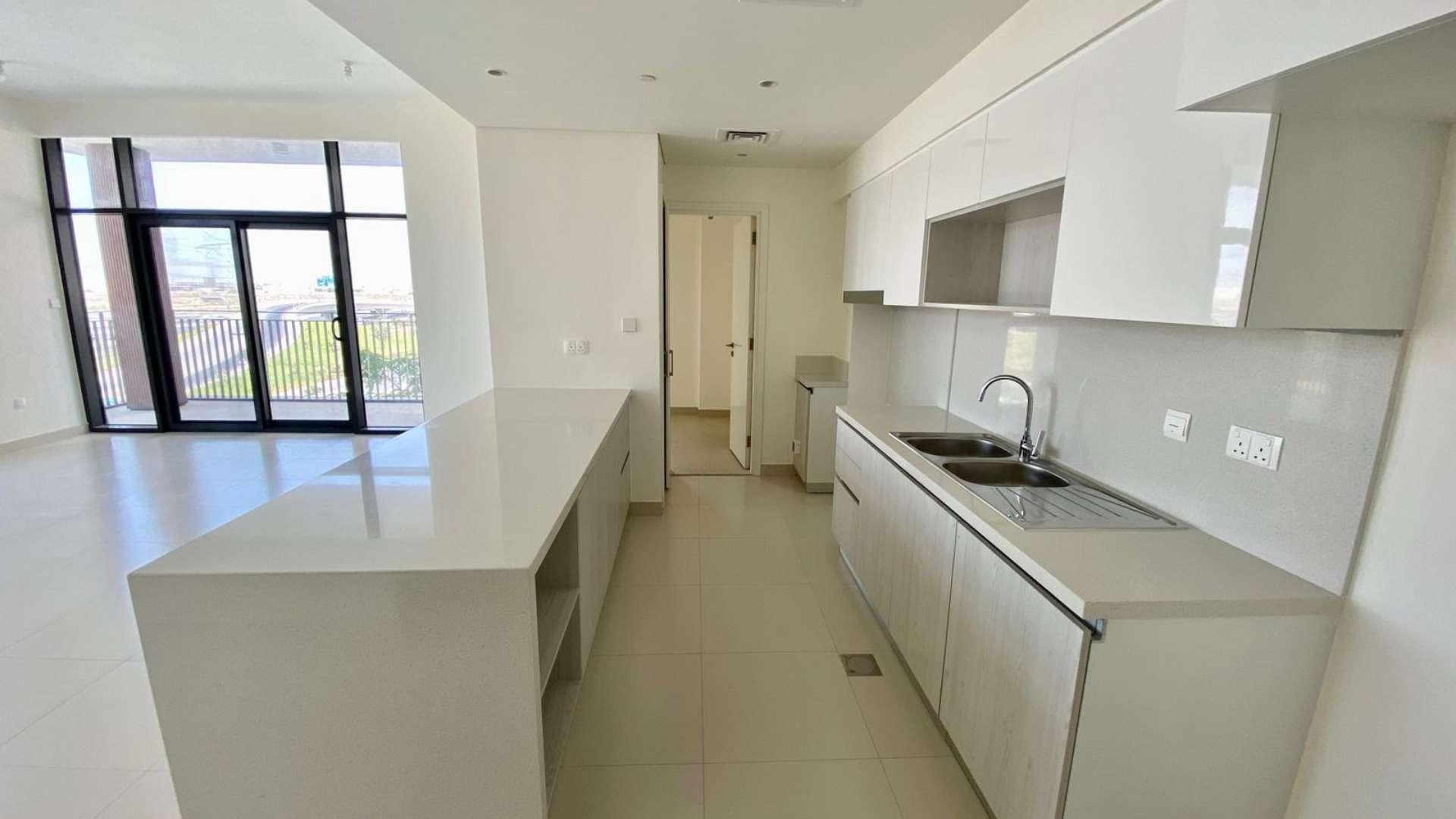 Modern kitchen in 3-bedroom apartment, Park Point, Dubai Hills Estate, available for rent