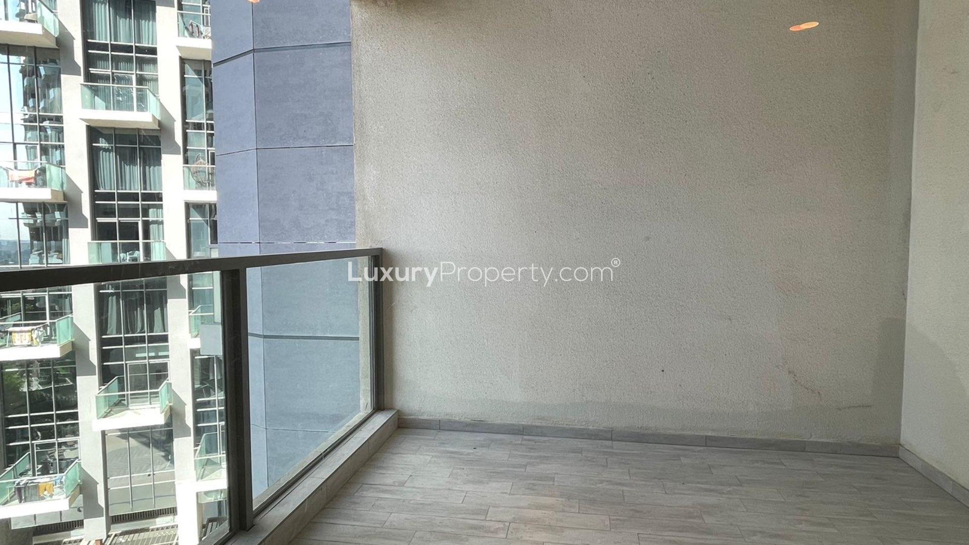 Modern kitchen in furnished one-bedroom apartment, The Atria, Business Bay, available for rent