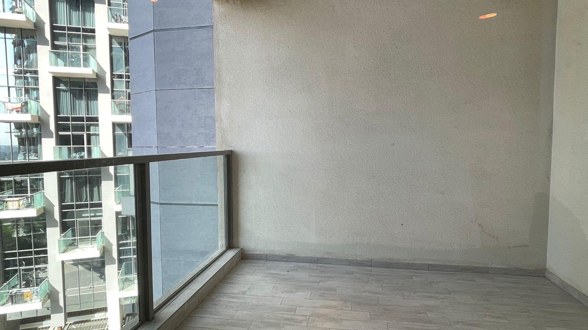 Modern kitchen in furnished one-bedroom apartment, The Atria, Business Bay, available for rent