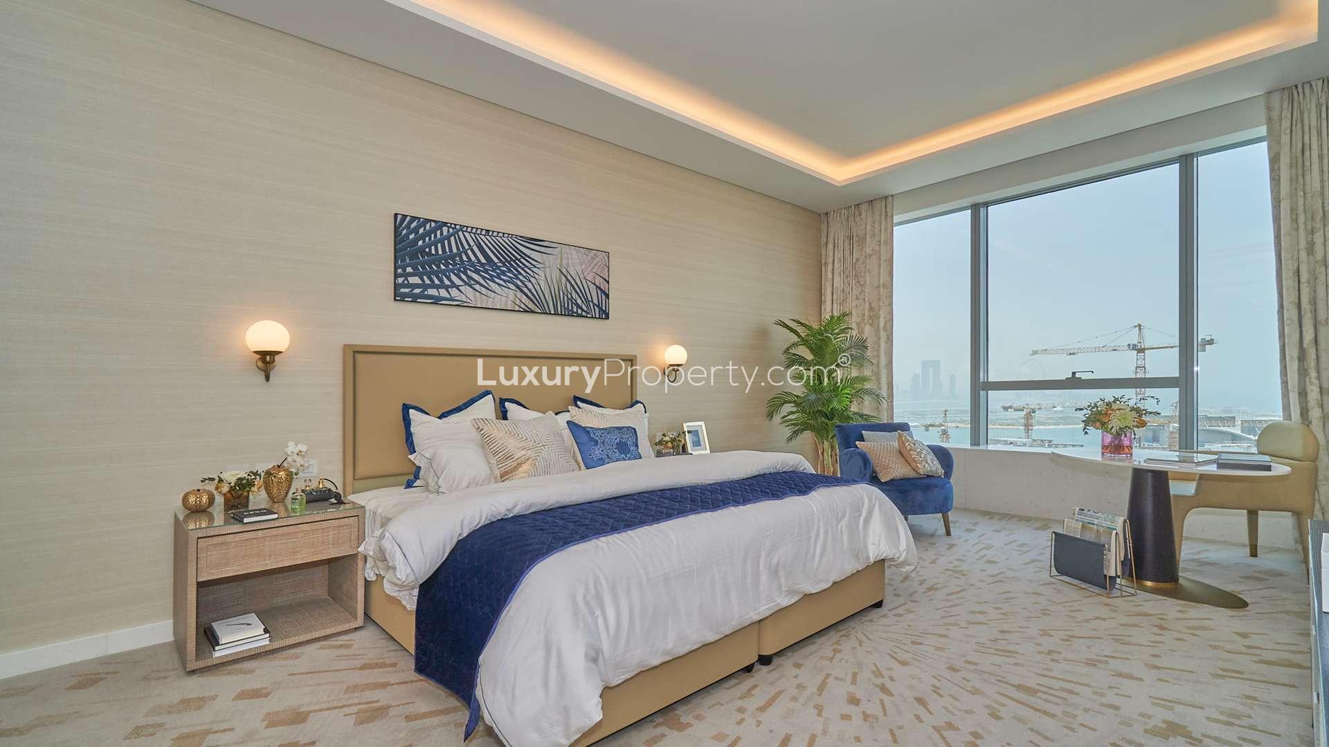 Beautifully furnished studio in Palm Tower, Palm Jumeirah, with stunning marina views for rent