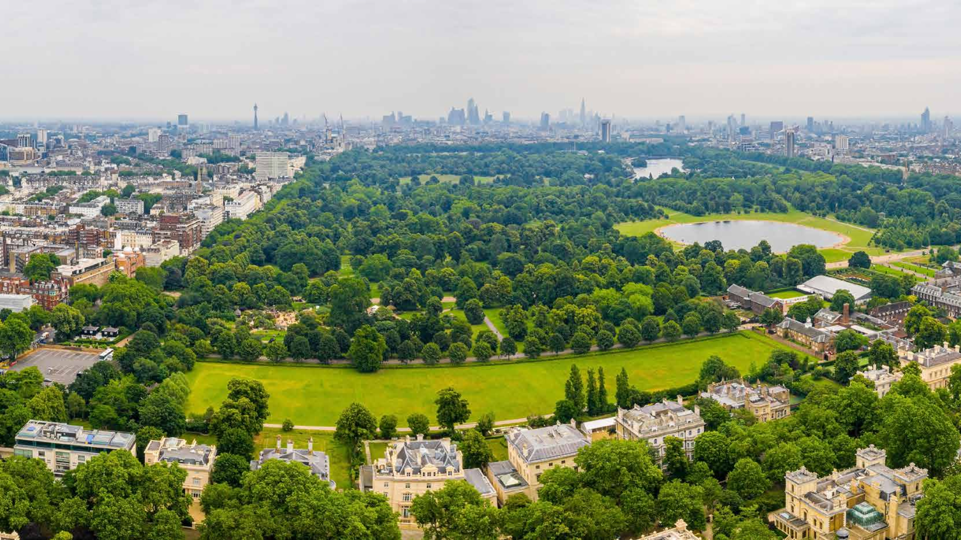 Luxurious living room in Elie Saab Residences, London apartment near Hyde Park