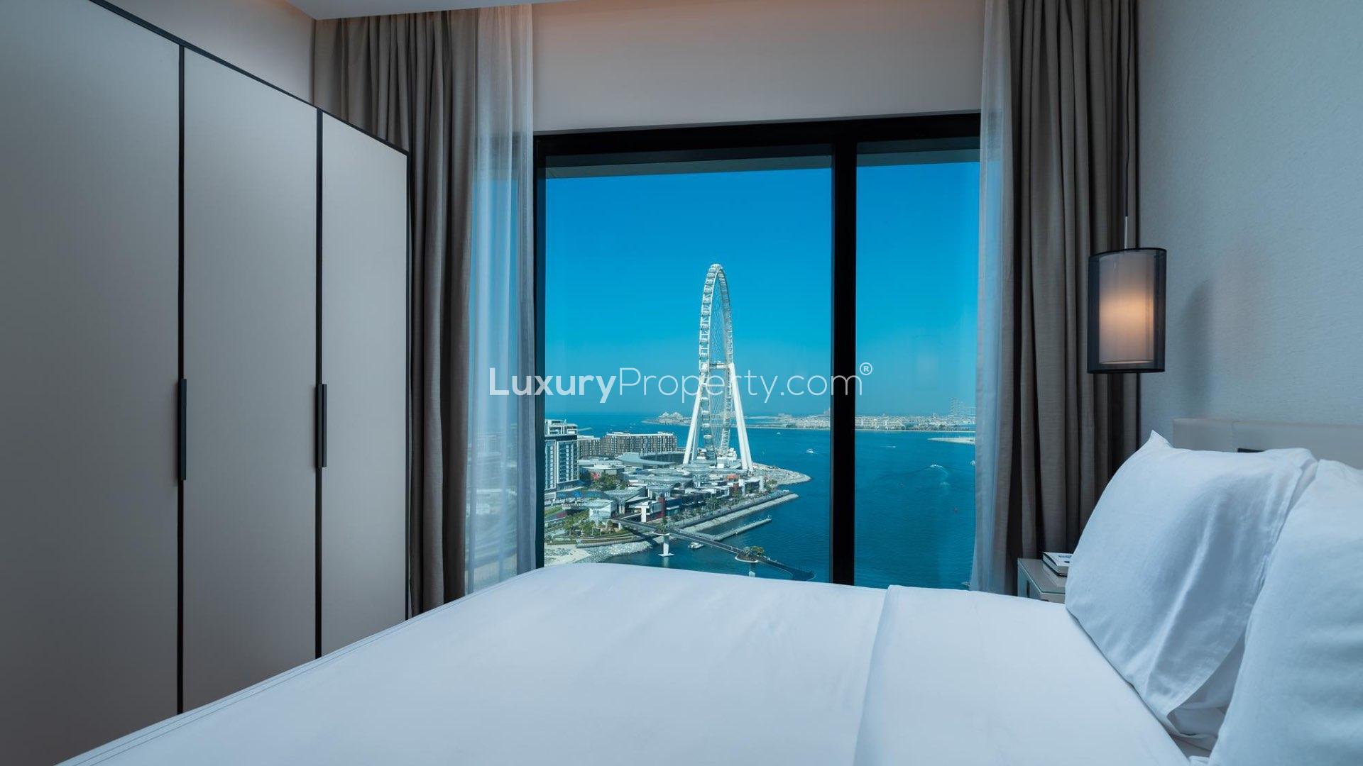 Serviced apartment bedroom with sea view, The Address Jumeirah Resort, Jumeirah Beach Residence