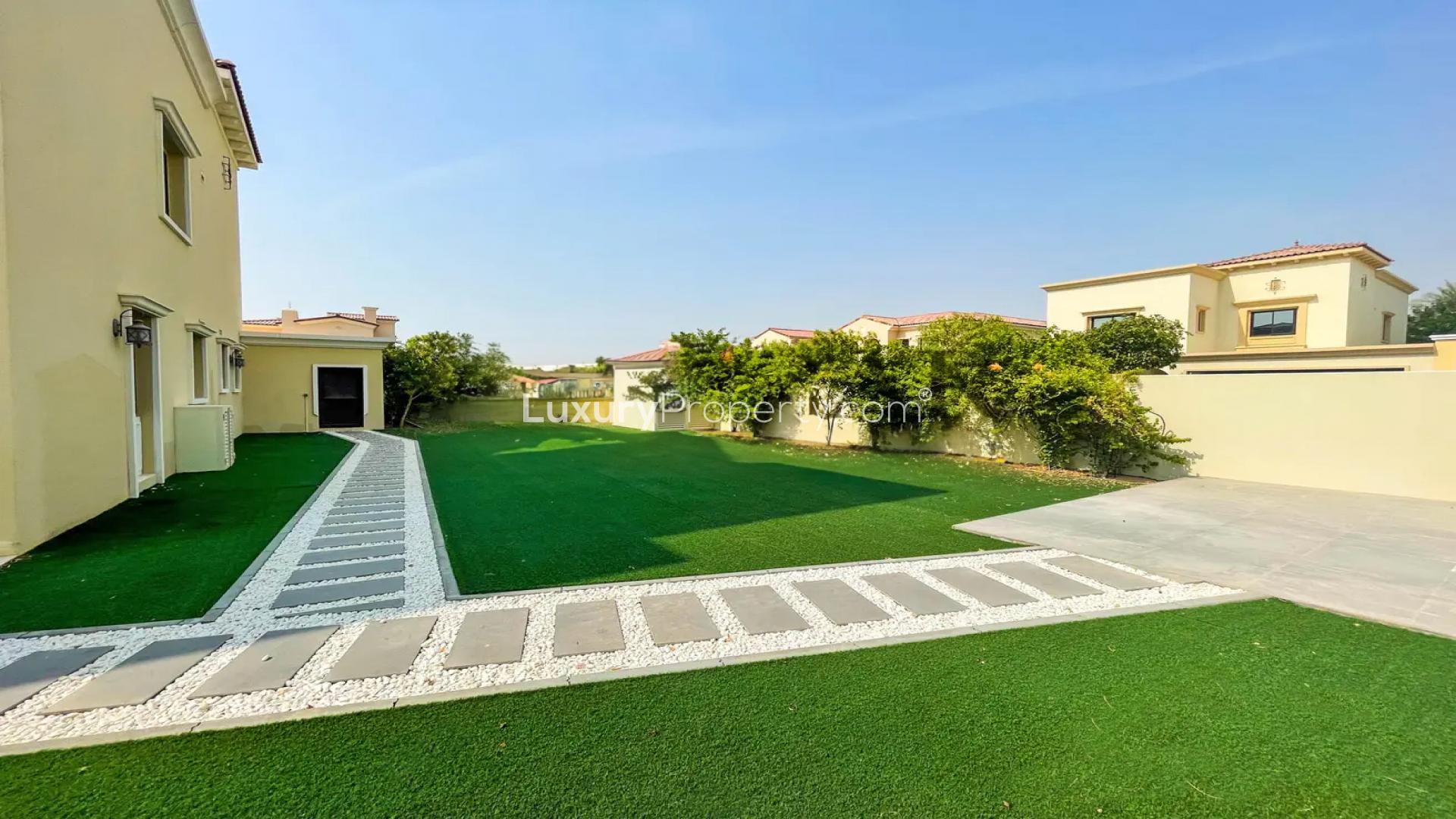 Spacious living area in 4-bedroom townhouse, Samara, Arabian Ranches 2, available for rent