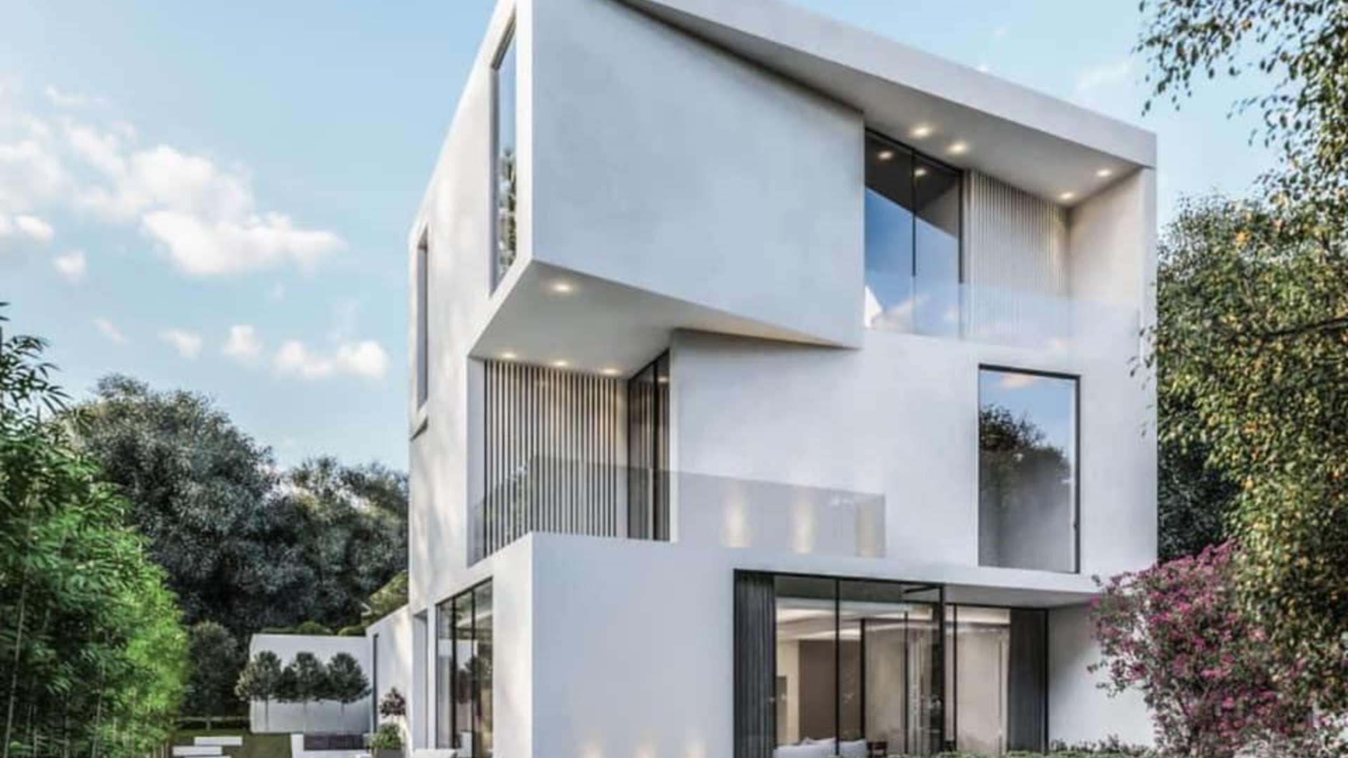 Modern outdoor patio and garden area of luxury villa in Al Barari, Chorisia 1