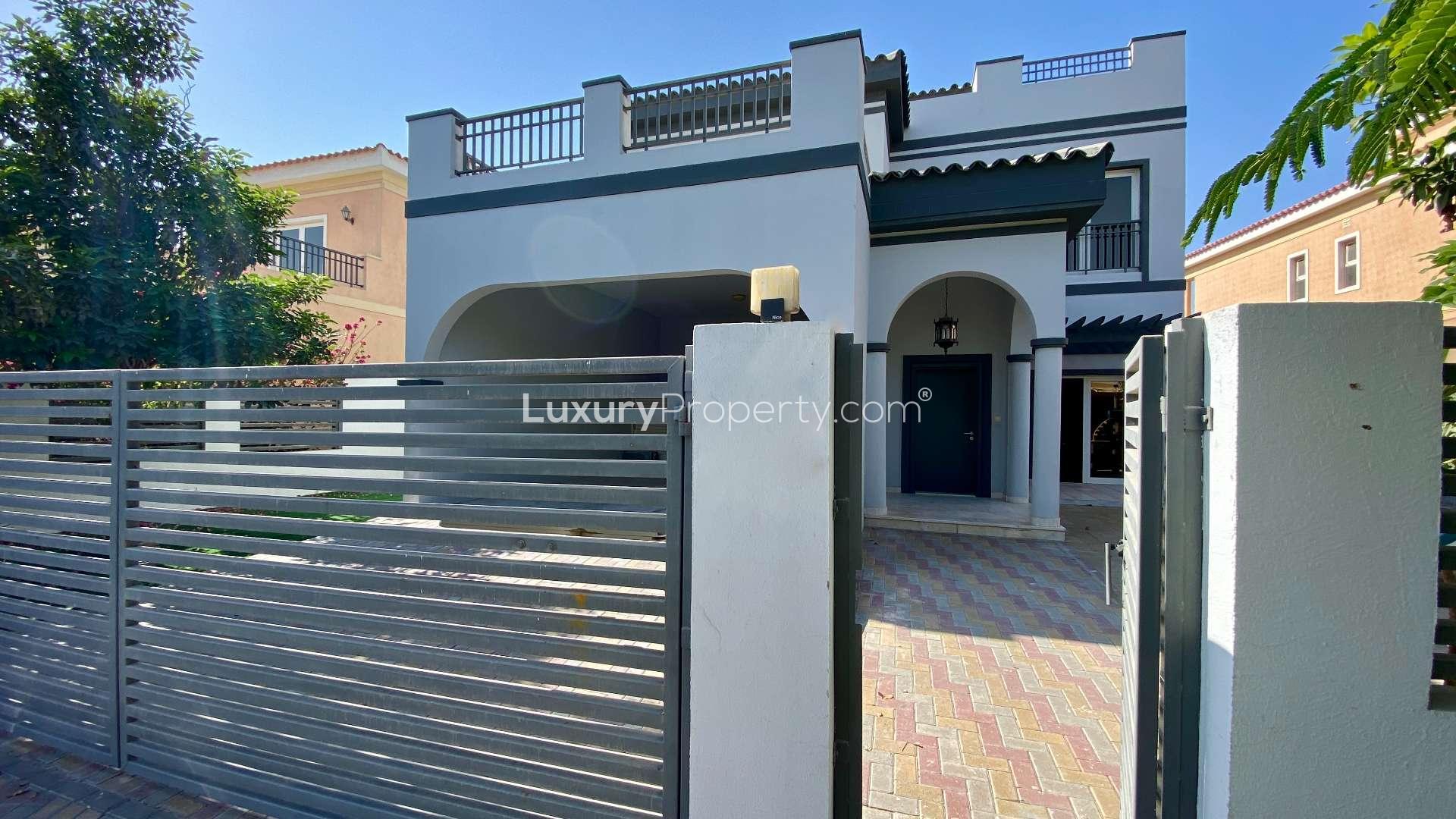 Upgraded 5-bedroom villa with private pool in The Aldea, The Villa community for rent