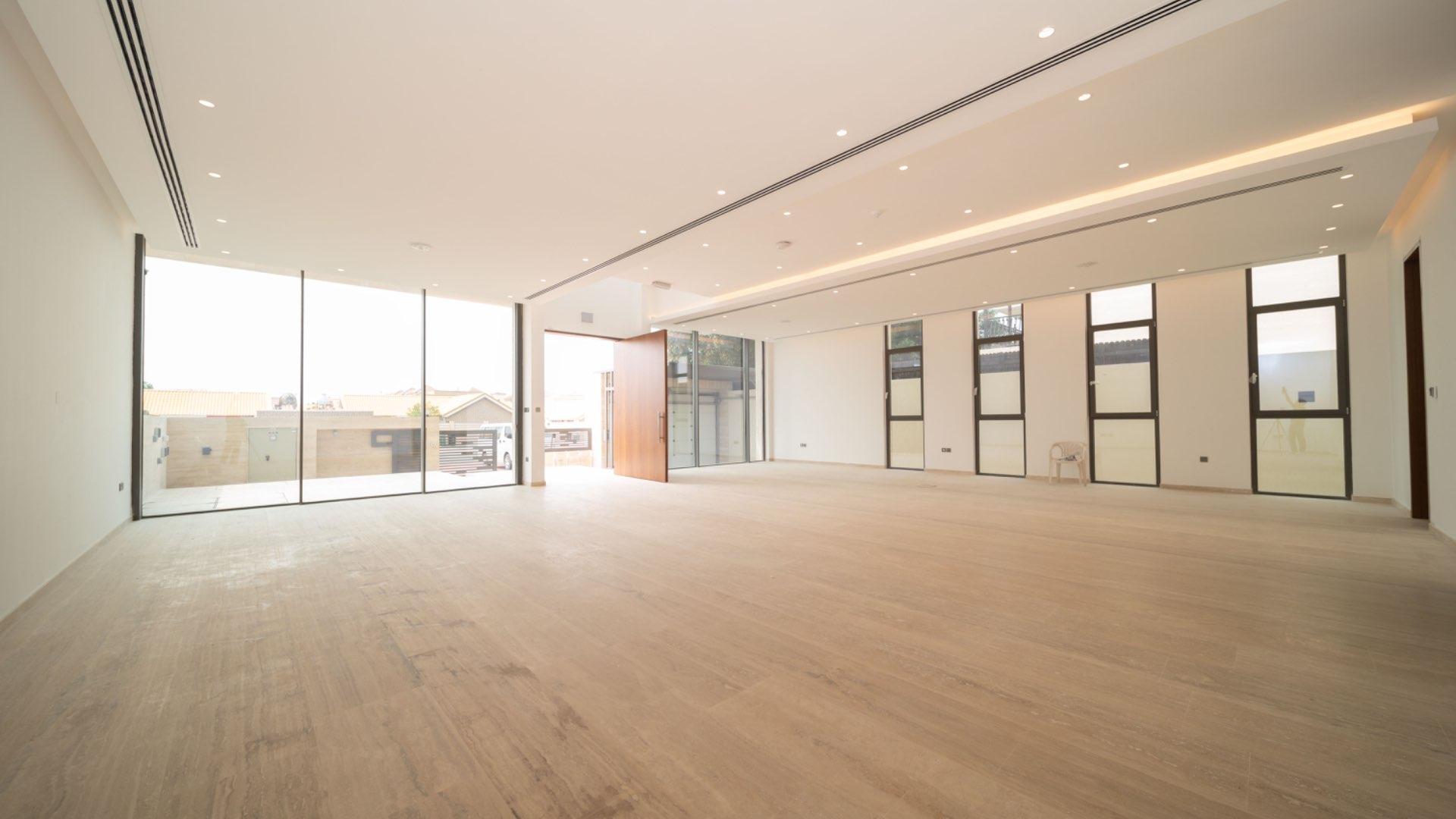 Brand new 6-bedroom semi-detached villa exterior in Jumeirah 2, for sale