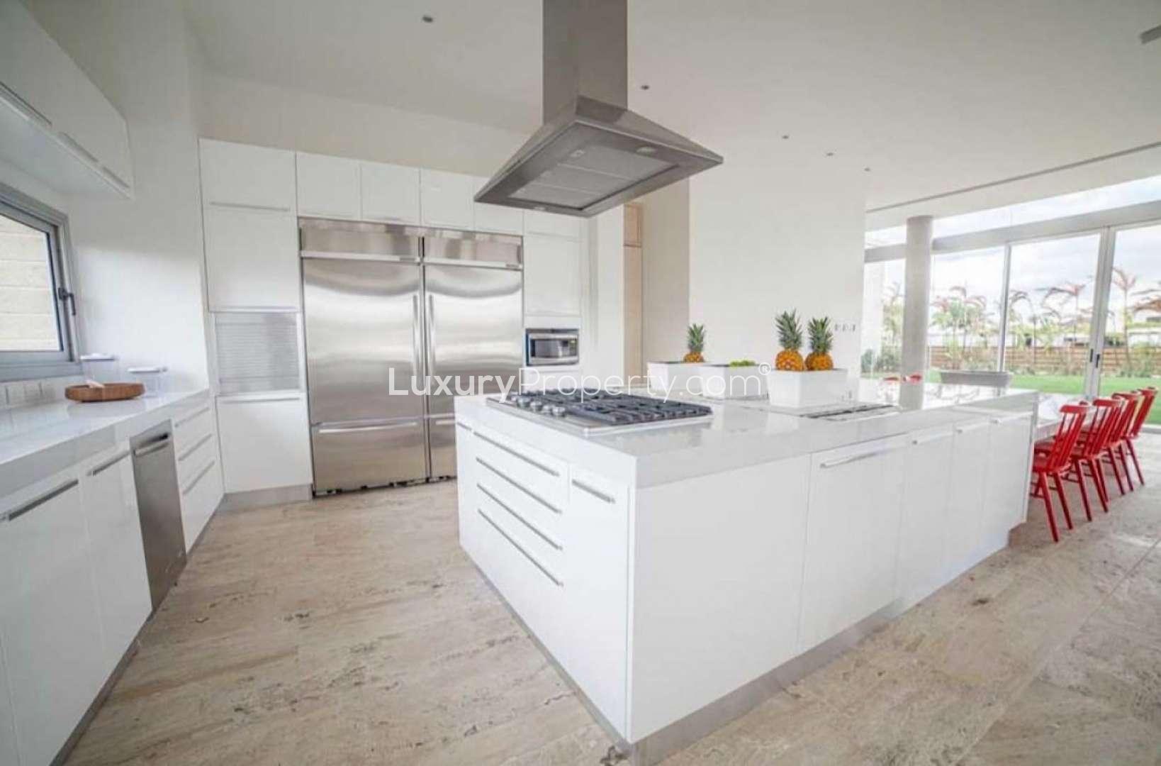 Modern open-plan living area in Villa 2, Isla Grande, Marina de Cap Cana