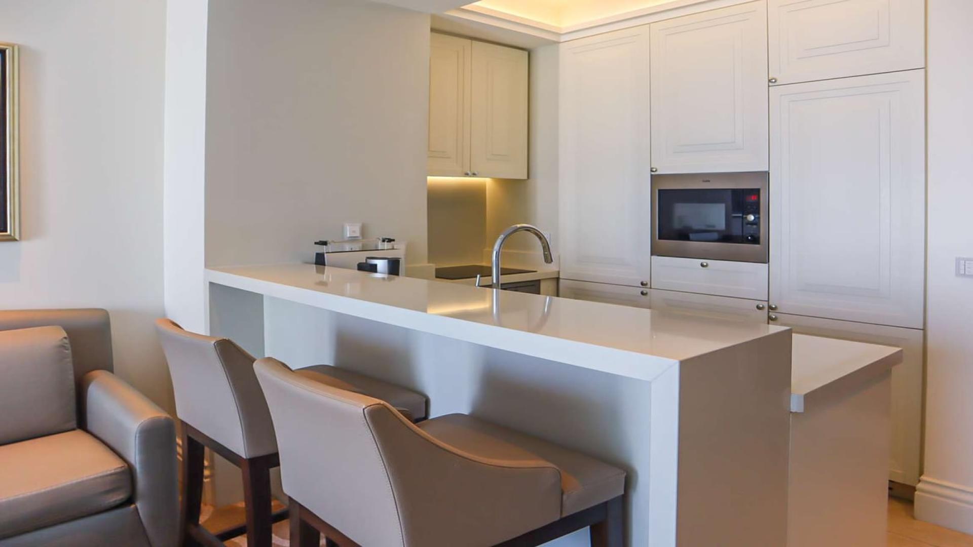 Fully furnished studio apartment with sea view in The Address The BLVD, Downtown Dubai