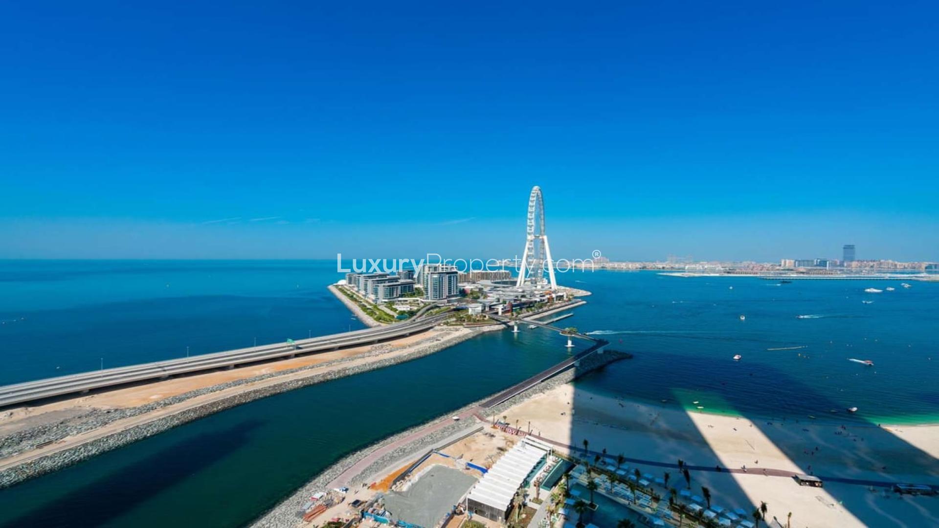 Modern studio dining area with sea view at The Address Jumeirah Resort, JBR apartment