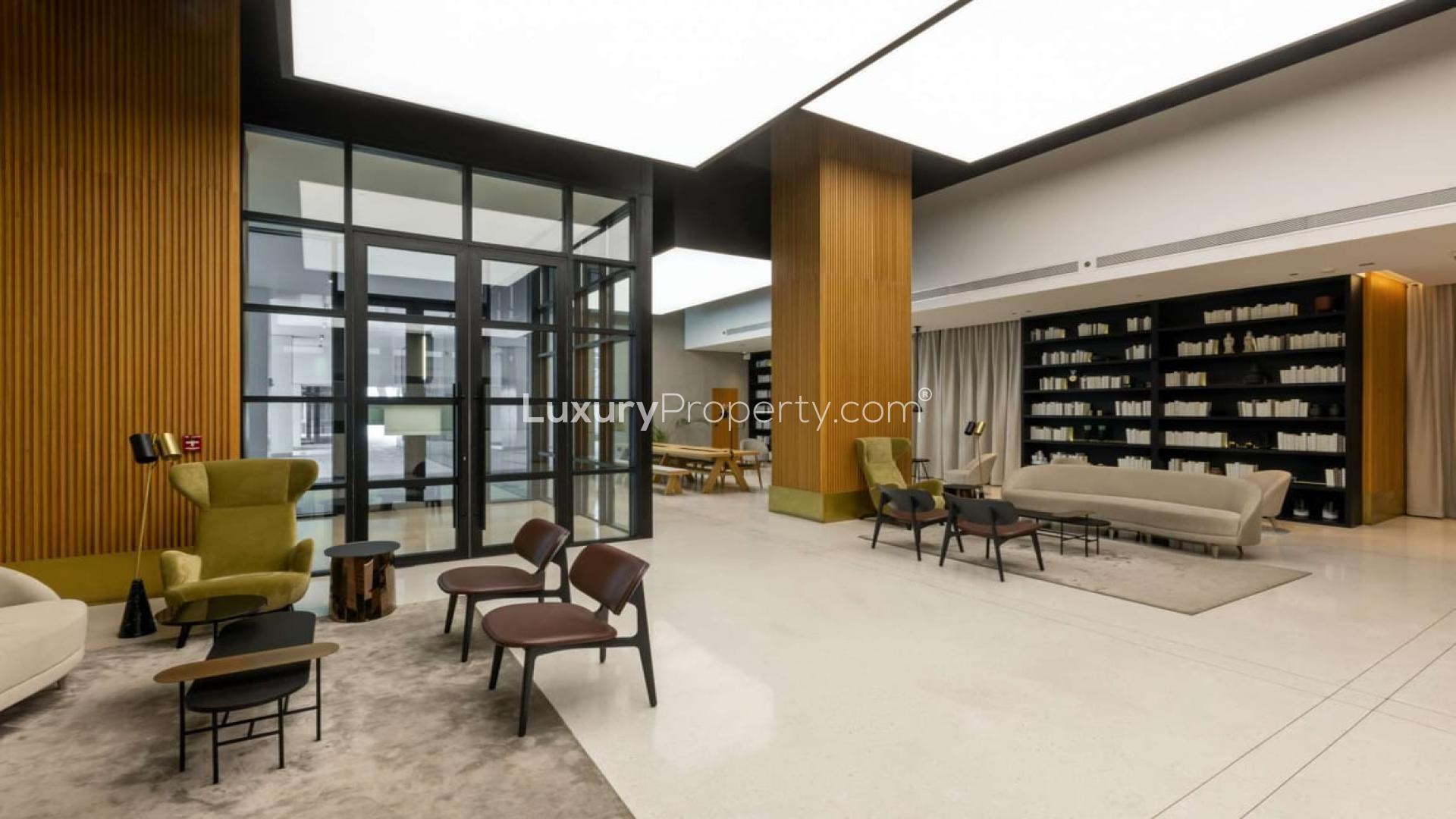 Modern studio apartment in Marquise Square Tower with Dubai Water Canal view, Business Bay