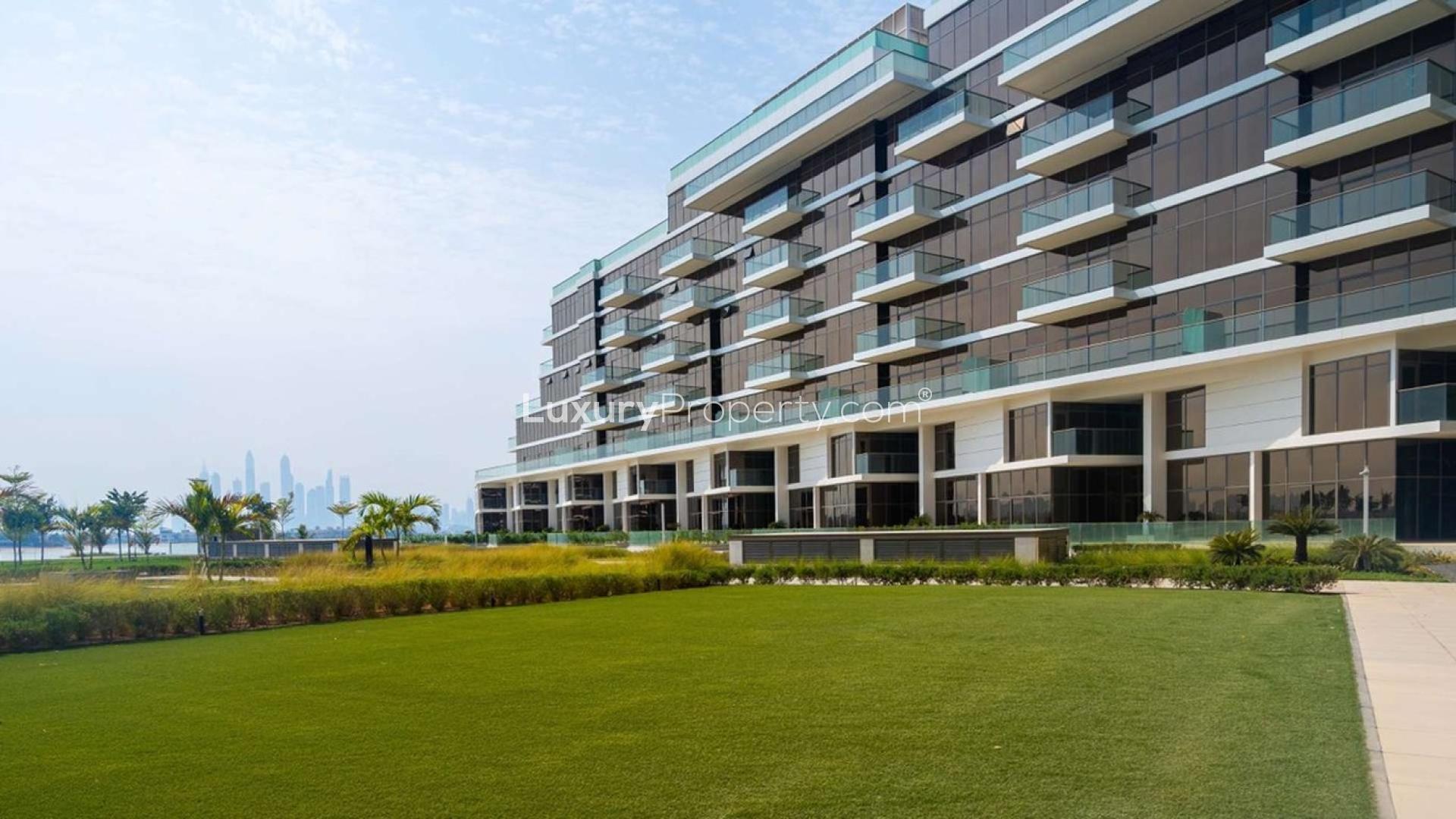 Spacious penthouse room with floor-to-ceiling windows, sea view at The 8, Palm Jumeirah