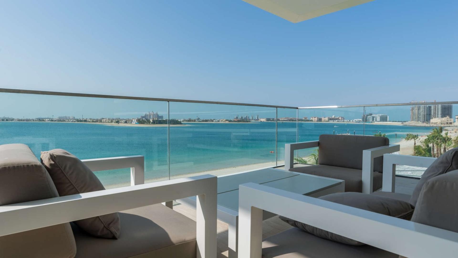 Luxurious Serenia Residences studio with ocean views, Palm Jumeirah apartment for sale