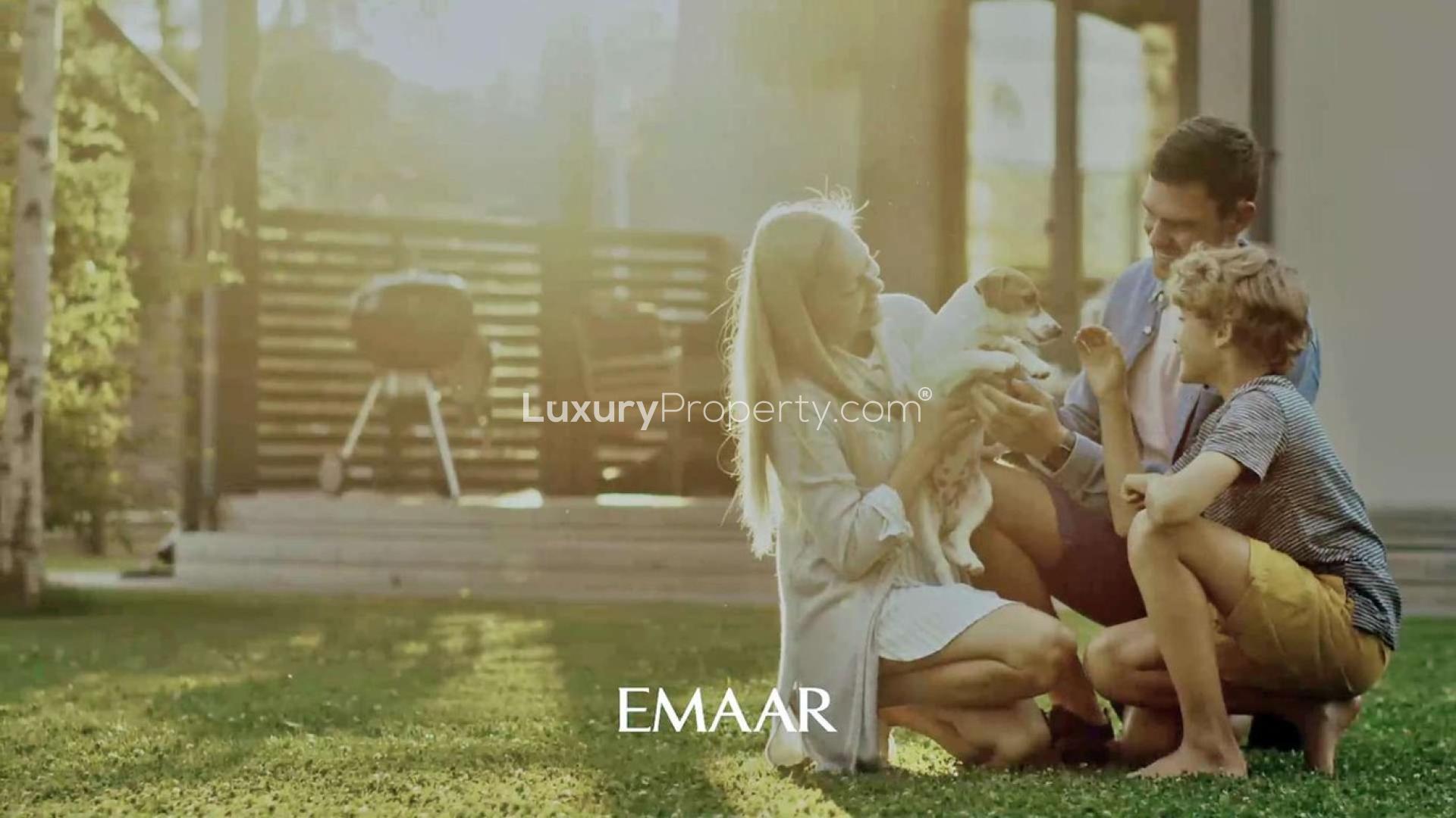 Exclusive townhouses in Dubai Creek Harbour by Emaar, waterfront view, modern architecture