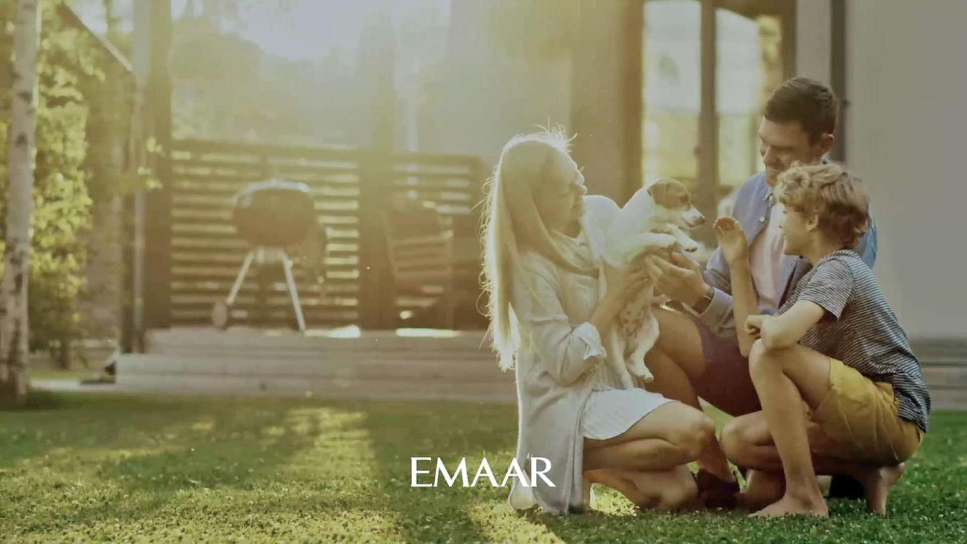 Exclusive townhouses in Dubai Creek Harbour by Emaar, waterfront view, modern architecture
