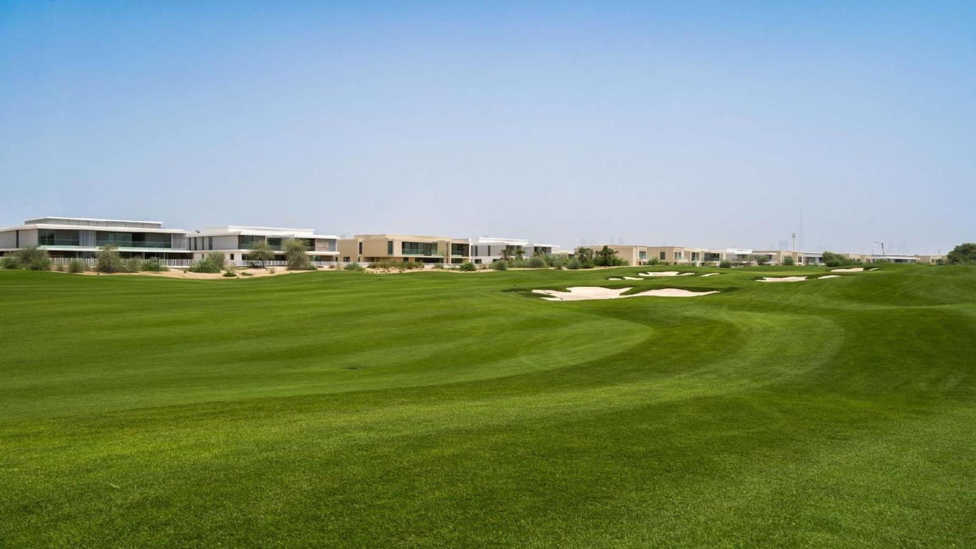 "Prime residential development plot with lush greenery in Dubai Hills Estate for sale.",Super Prime Residential Plot in Dubai Hills Estate with Lush Green Golf Course View