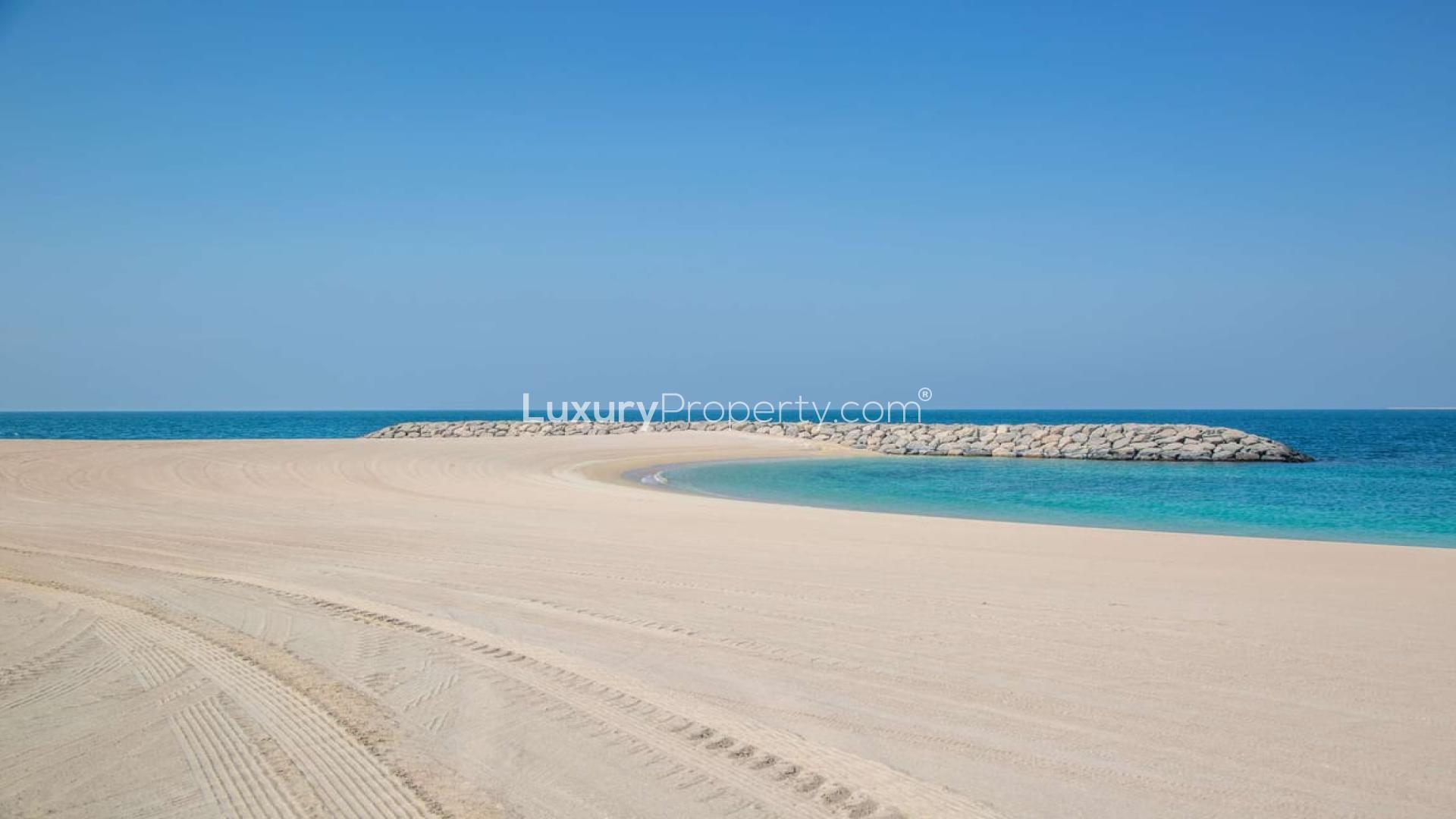 "Waterfront plot with downtown skyline views, Jumeirah Bay Island, for sale, LP06665.",Exclusive waterfront plot with sea view on Jumeirah Bay Island, Dubai
