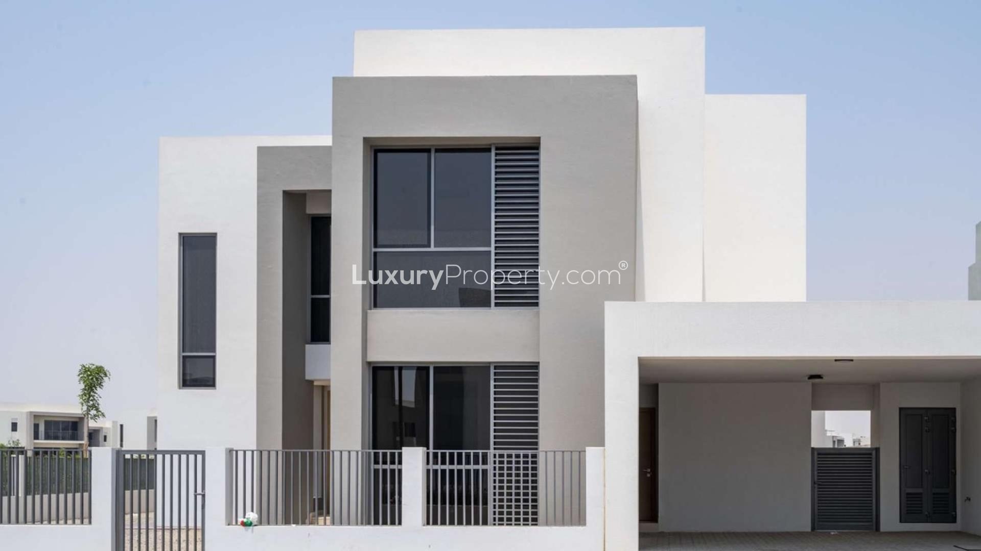 Modern open-plan kitchen and living area in Sidra Phase 1 villa, Dubai Hills Estate