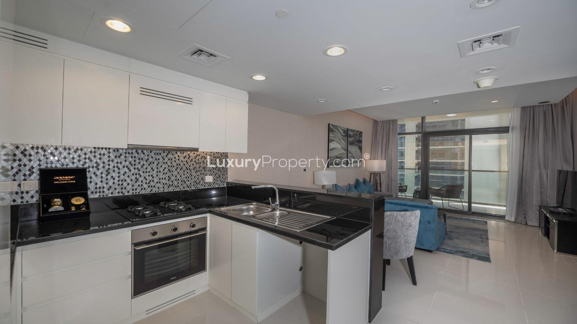 High-floor apartment balcony with stunning skyline views in Aykon City, Business Bay