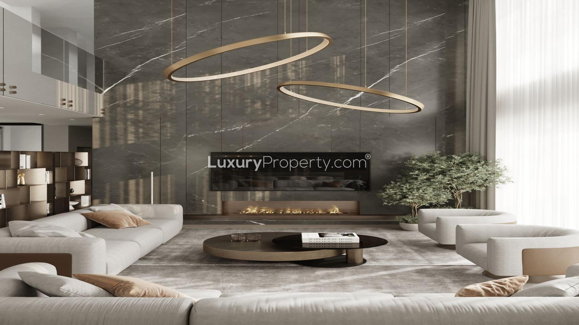 Luxurious six-bedroom villa with pool, panoramic sea and mountain views in Málaga