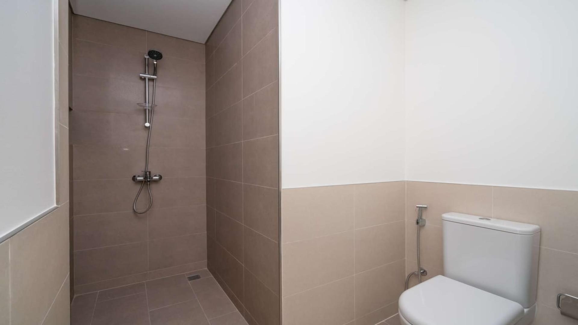 Modern kitchen in 1-bedroom apartment, Park Heights II, Dubai Hills Estate, available for rent