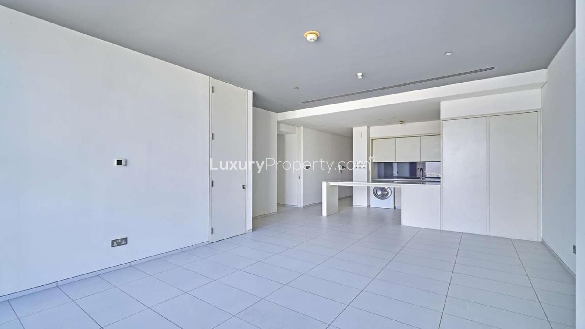 Spacious en-suite apartment with city views in Index Tower, DIFC, available for rent