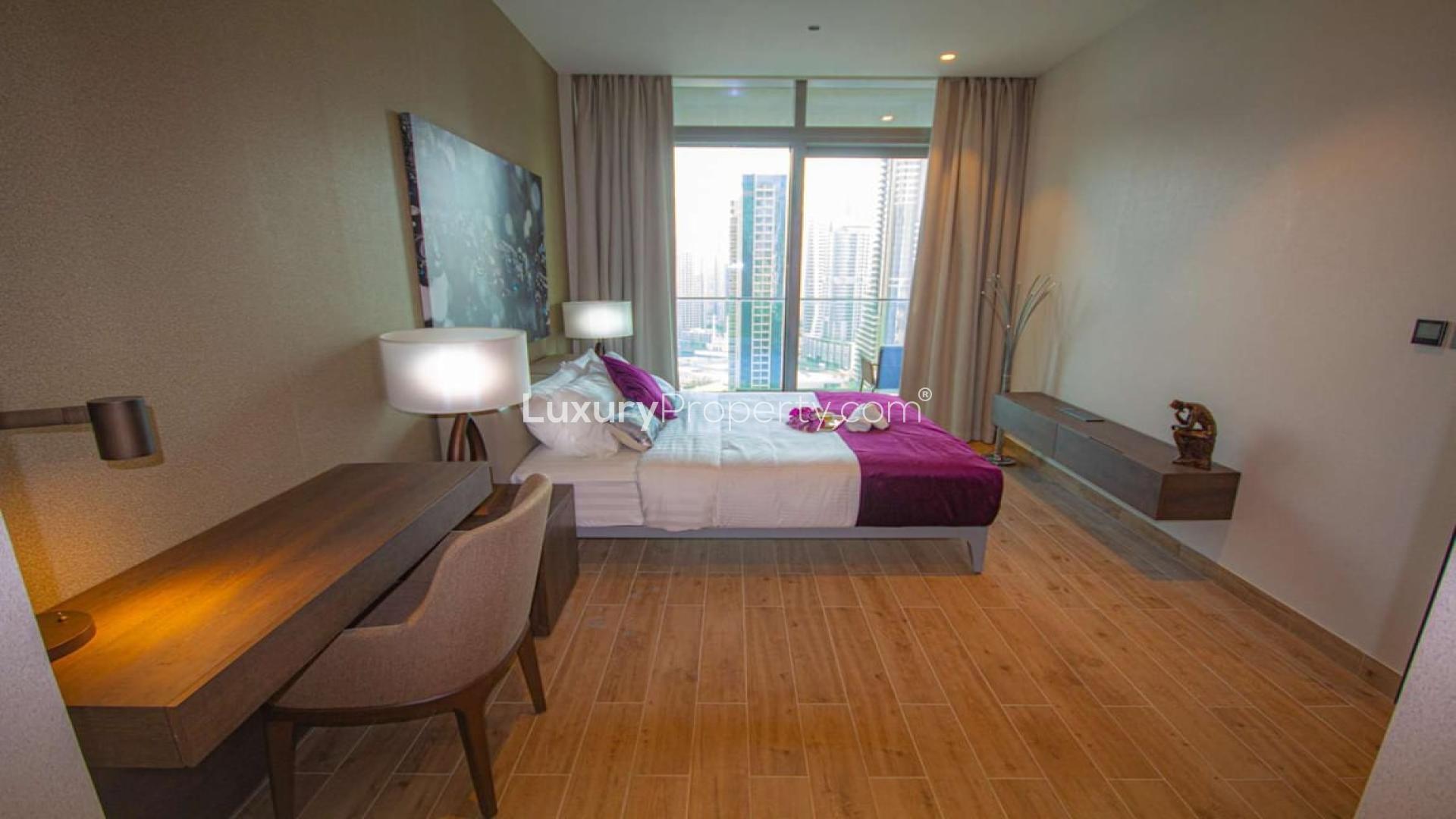 Modern kitchen in 1-bedroom apartment, Jumeirah Living Marina Gate, Dubai Marina, for rent