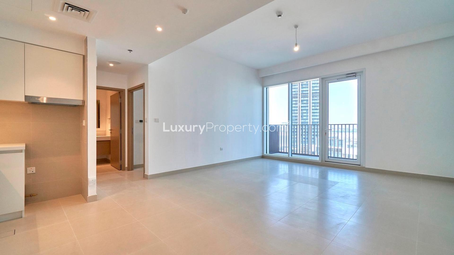 Modern one-bedroom apartment interior in Creek Horizon, Dubai Creek Harbour, near Vida Hotel