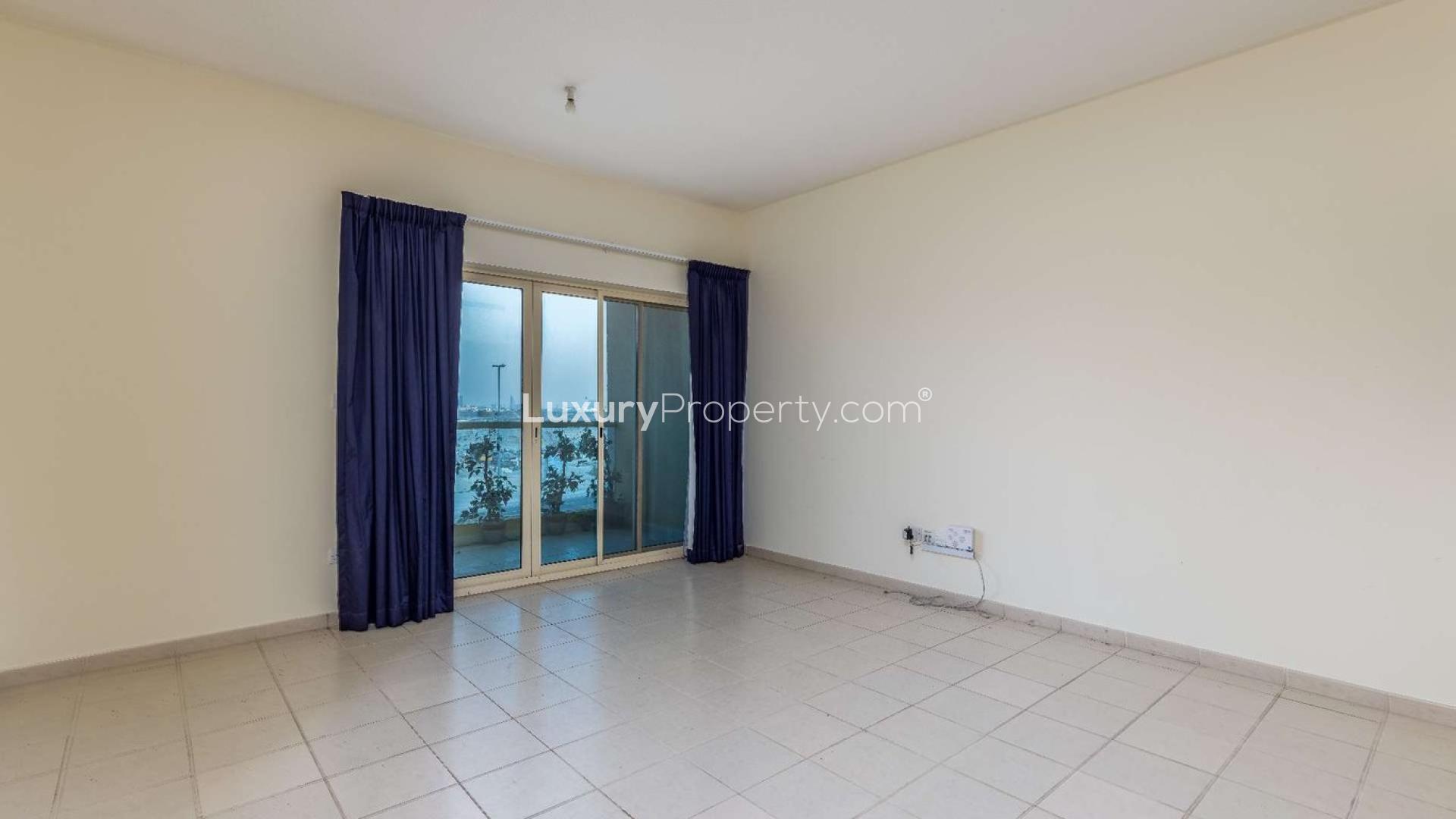 Kitchen view of 1-bedroom apartment in Al Alka, The Greens, Dubai for rent