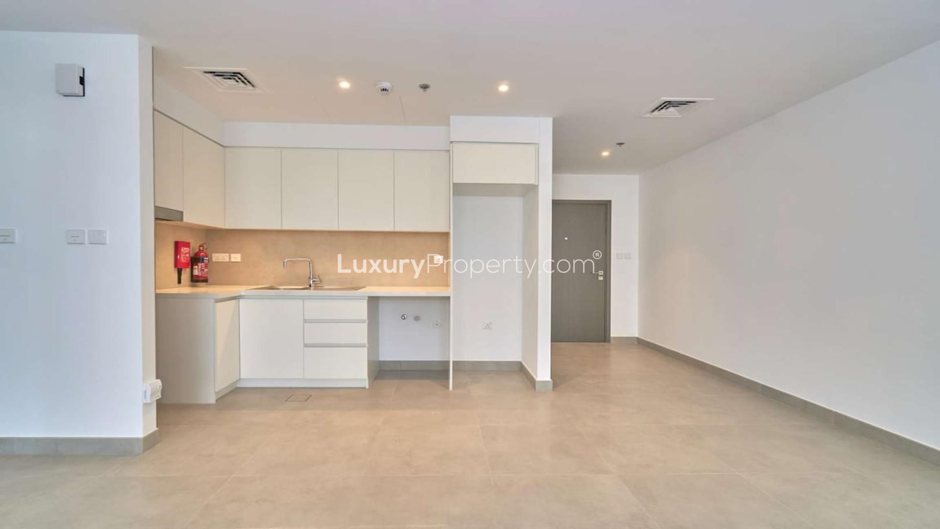 Bright high-floor apartment interior in Creek Horizon, Dubai Creek Harbour, featuring modern finishes