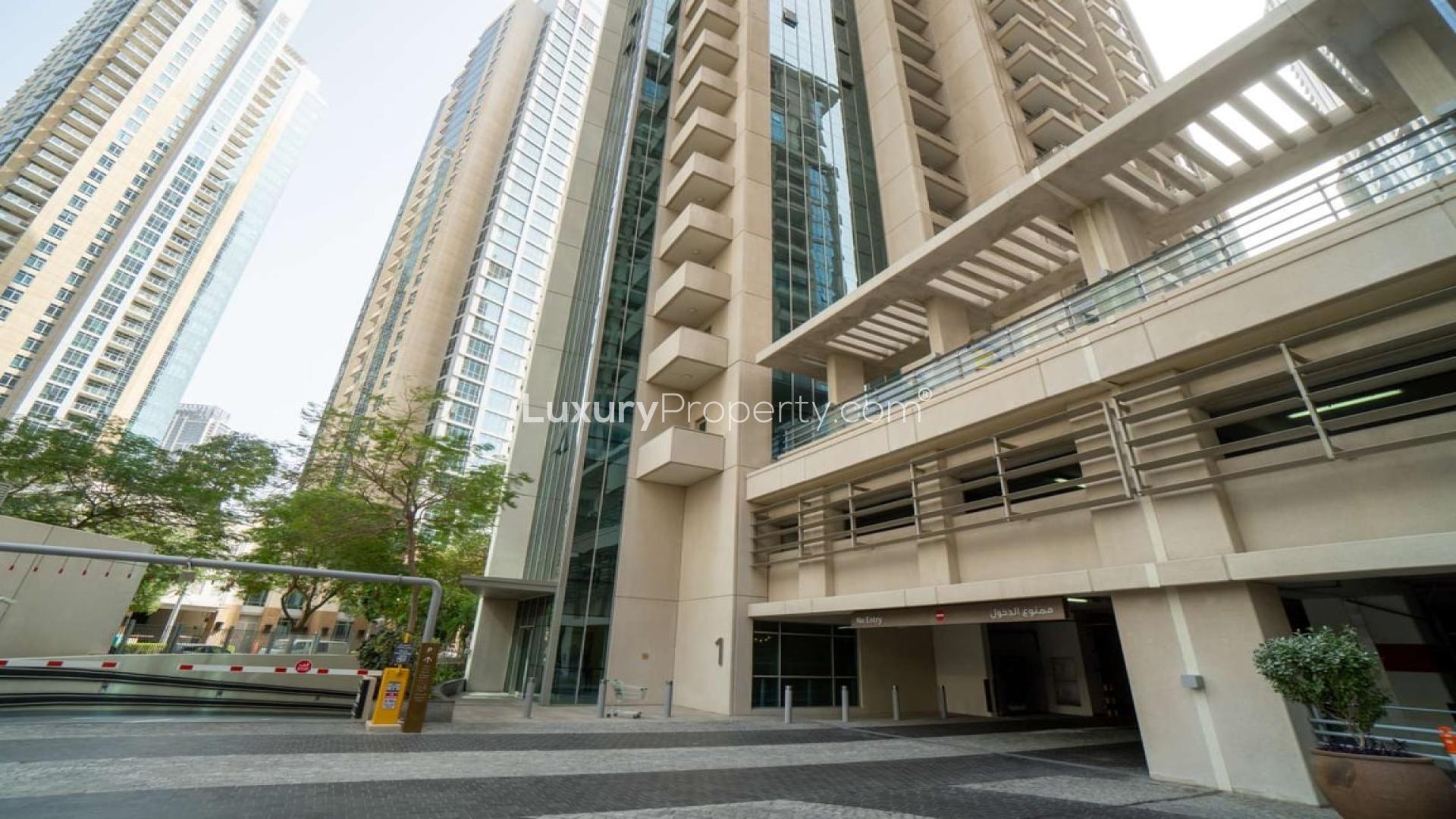 Boulevard Central Towers exterior, Downtown Dubai apartment for rent, modern architecture, LP10892