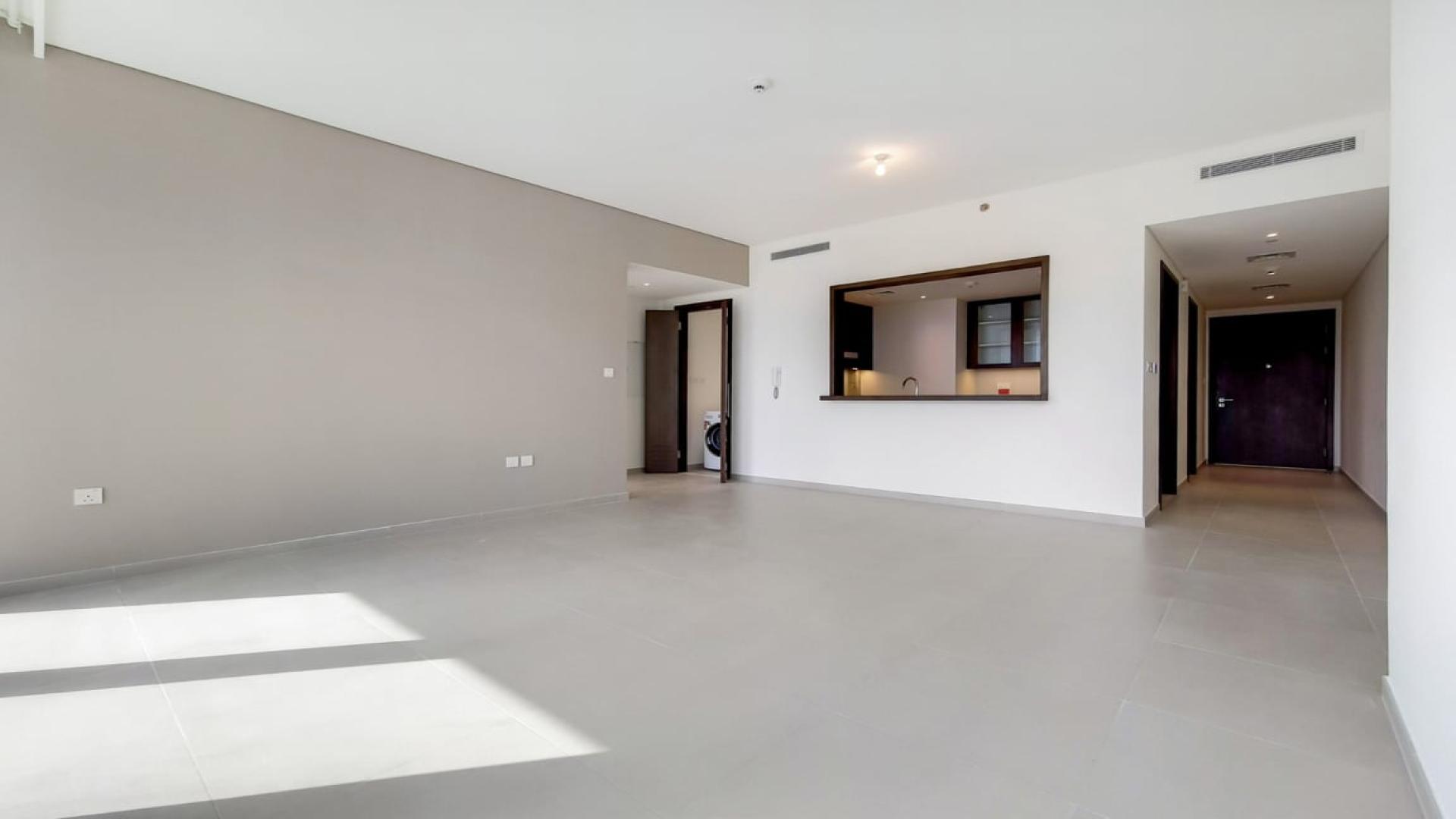 High-floor apartment view, Downtown Dubai skyline, BLVD Heights, chiller free rental property