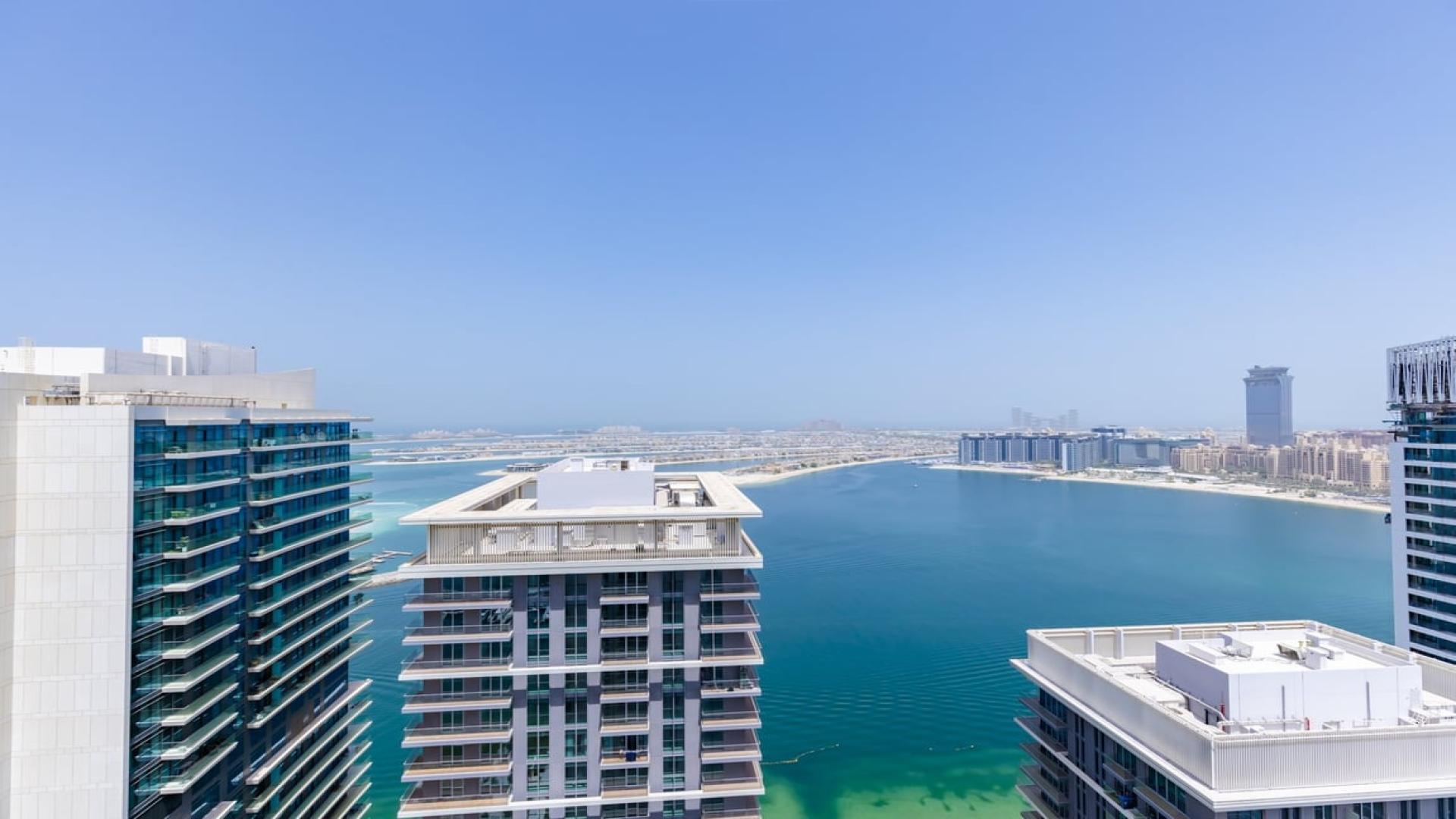 Luxurious 1-bedroom apartment interior in Marina Vista, Emaar Beachfront, Dubai Harbour