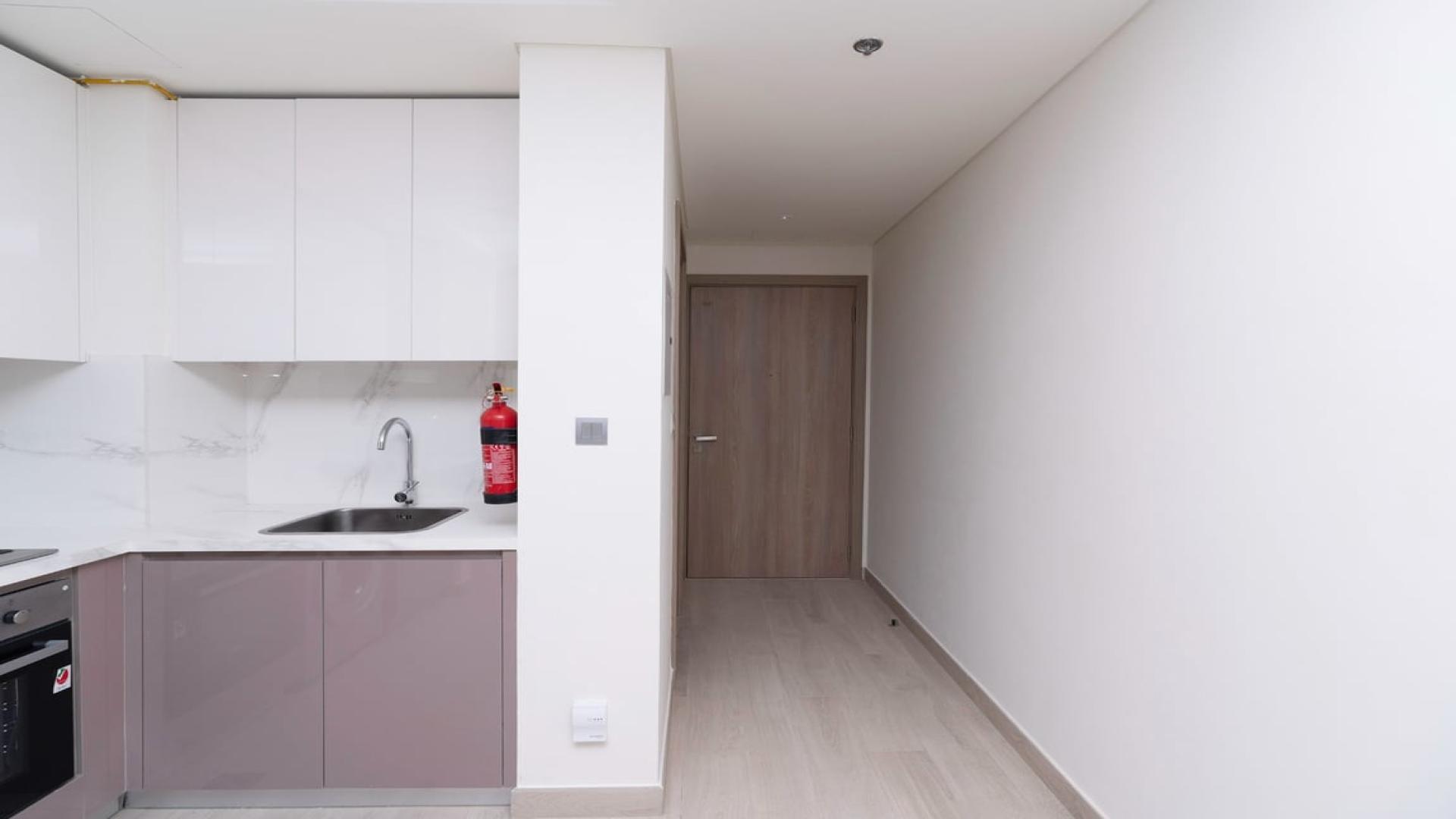 Brand new 1-bed apartment with pool view in Meydan One, bright interior, spacious layout